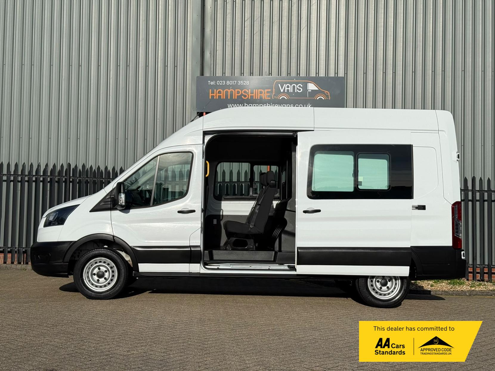 2023 Ford Transit 2.0 350 EcoBlue Leader Crew Van Double Cab 6dr Diesel Manual RWD L3 H3 Euro 6 (s/s) (130 ps) - Thumbnail 6