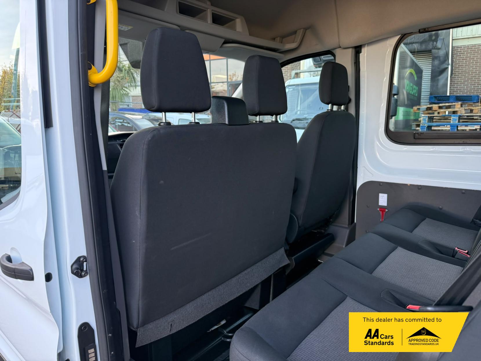 2023 Ford Transit 2.0 350 EcoBlue Leader Crew Van Double Cab 6dr Diesel Manual RWD L3 H3 Euro 6 (s/s) (130 ps) - Thumbnail 10