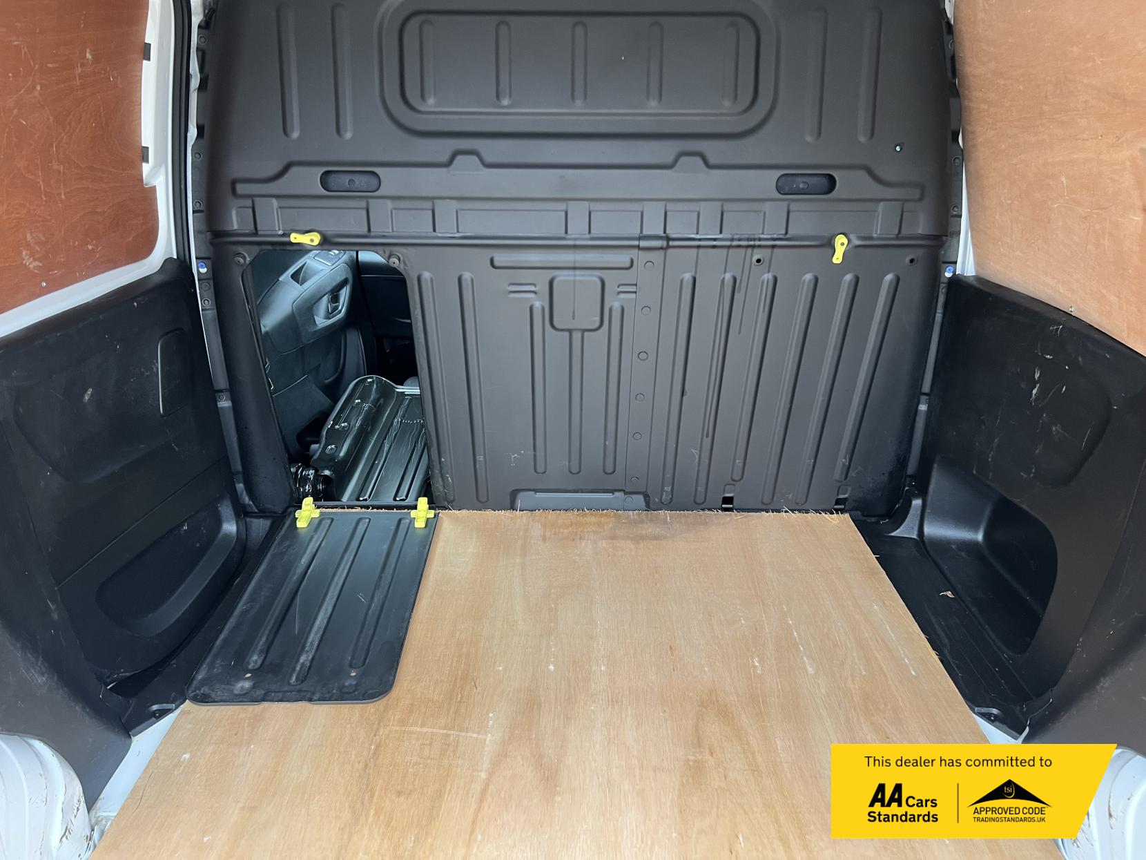Vauxhall Combo 1.5 Turbo D 2300 Sportive Panel Van 4dr Diesel Manual L1 H1 Euro 6 (100 ps)