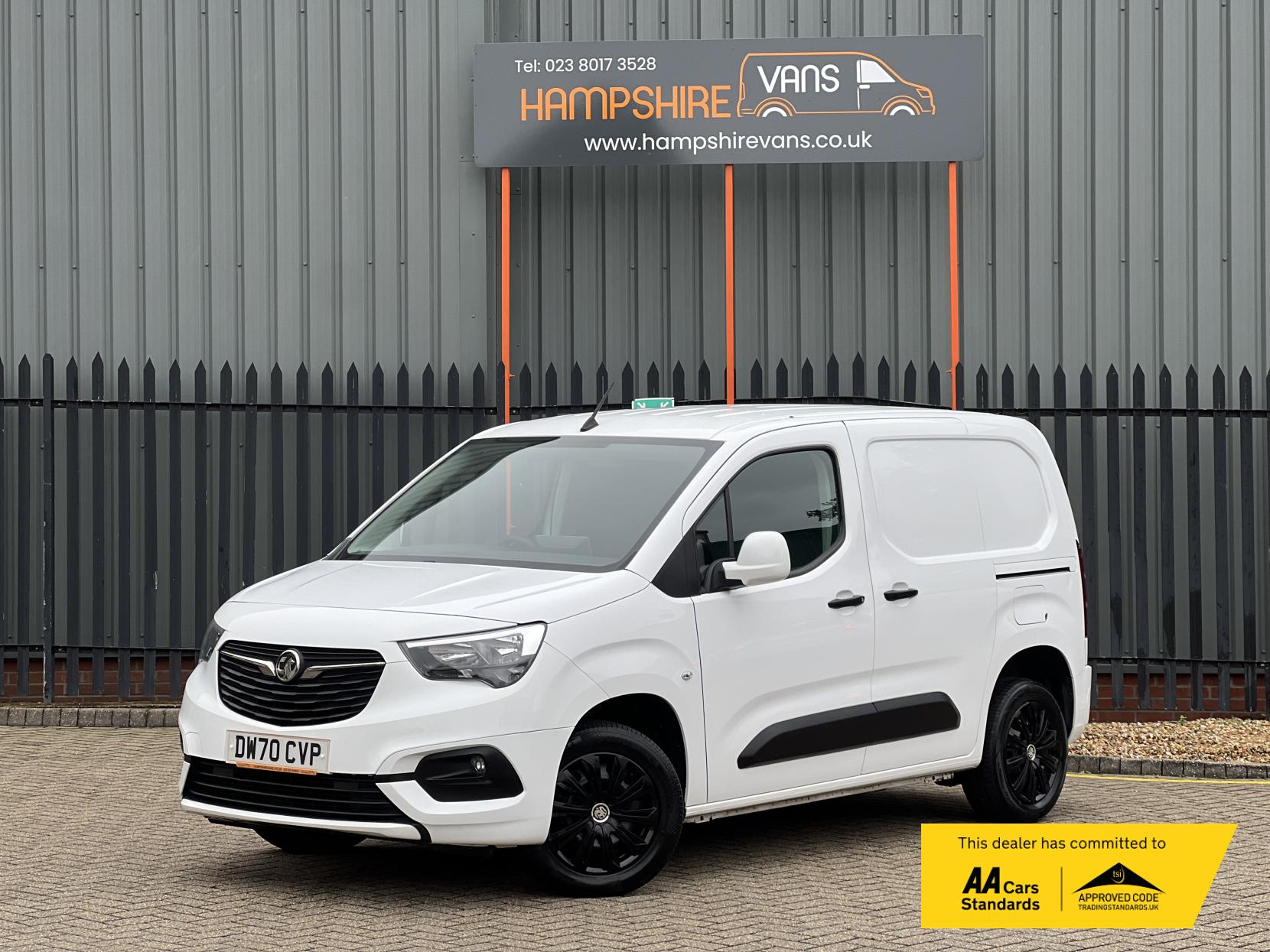Vauxhall Combo 1.5 Turbo D 2300 Sportive Panel Van 4dr Diesel Manual L1 H1 Euro 6 (100 ps)
