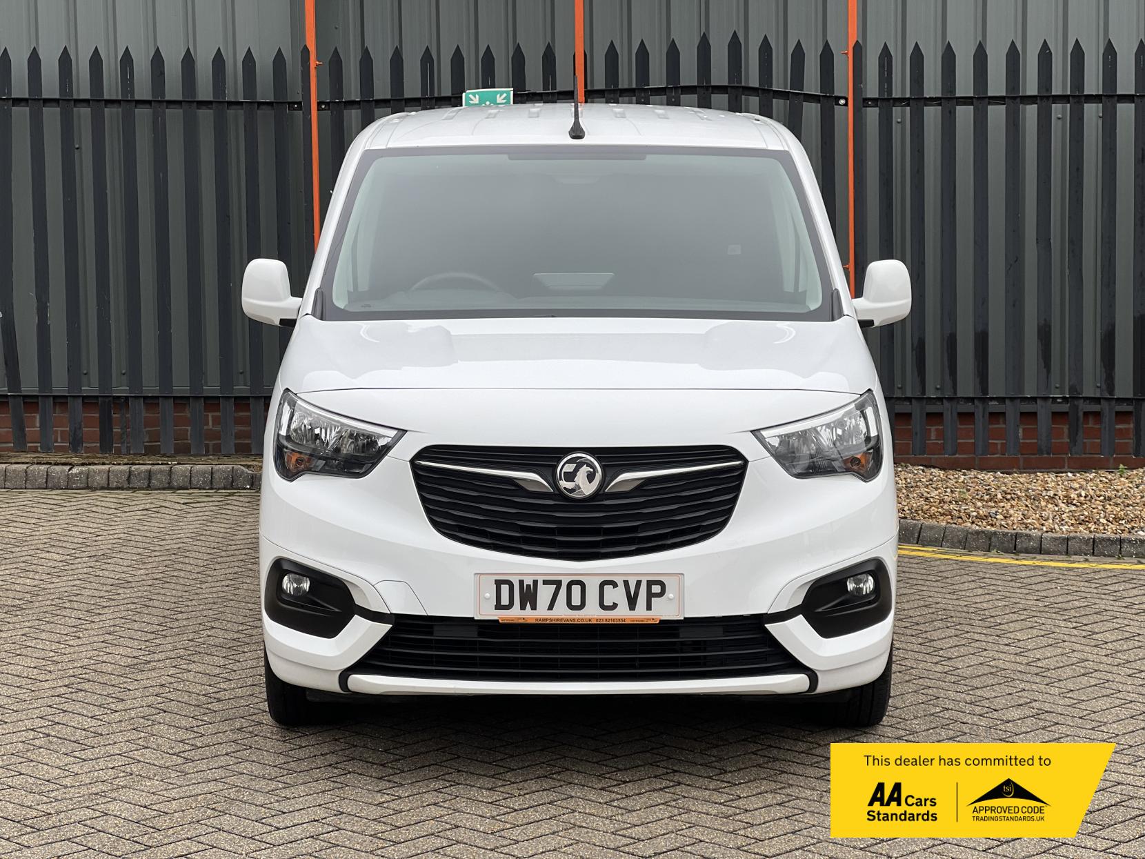 Vauxhall Combo 1.5 Turbo D 2300 Sportive Panel Van 4dr Diesel Manual L1 H1 Euro 6 (100 ps)