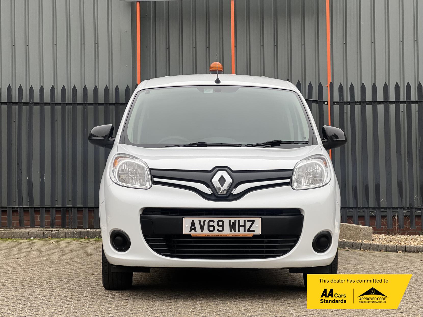 Renault Kangoo Maxi 1.5 dCi ENERGY LL21 Business+ Panel Van 6dr Diesel Manual L3 H1 Euro 6 (s/s) (95 ps)