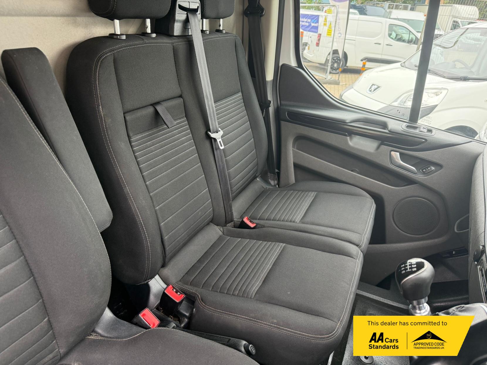 Ford Transit Custom 2.0 300 EcoBlue Limited Panel Van 5dr Diesel Manual L1 H1 Euro 6 (s/s) (130 ps)