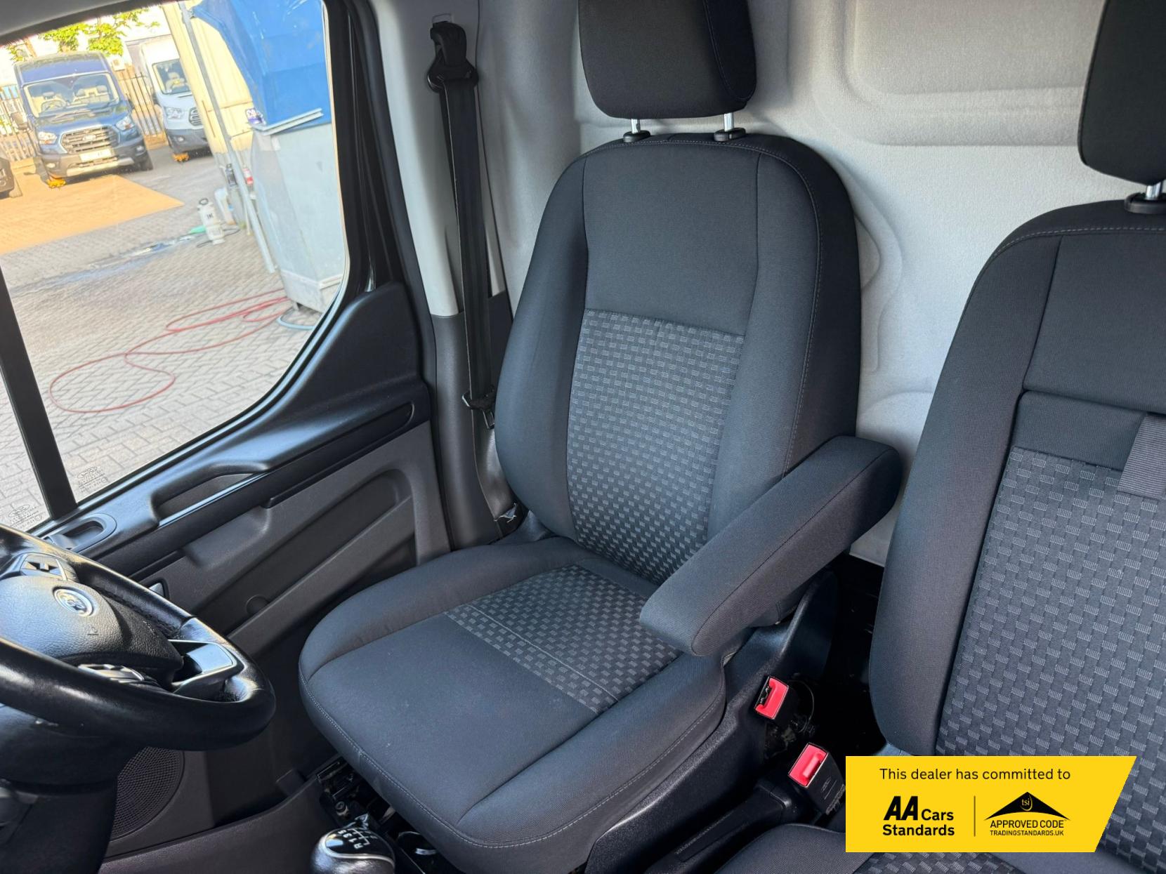 Ford Transit Custom 2.0 300 EcoBlue Trend Panel Van 5dr Diesel Manual L1 H1 Euro 6 (s/s) (130 ps)