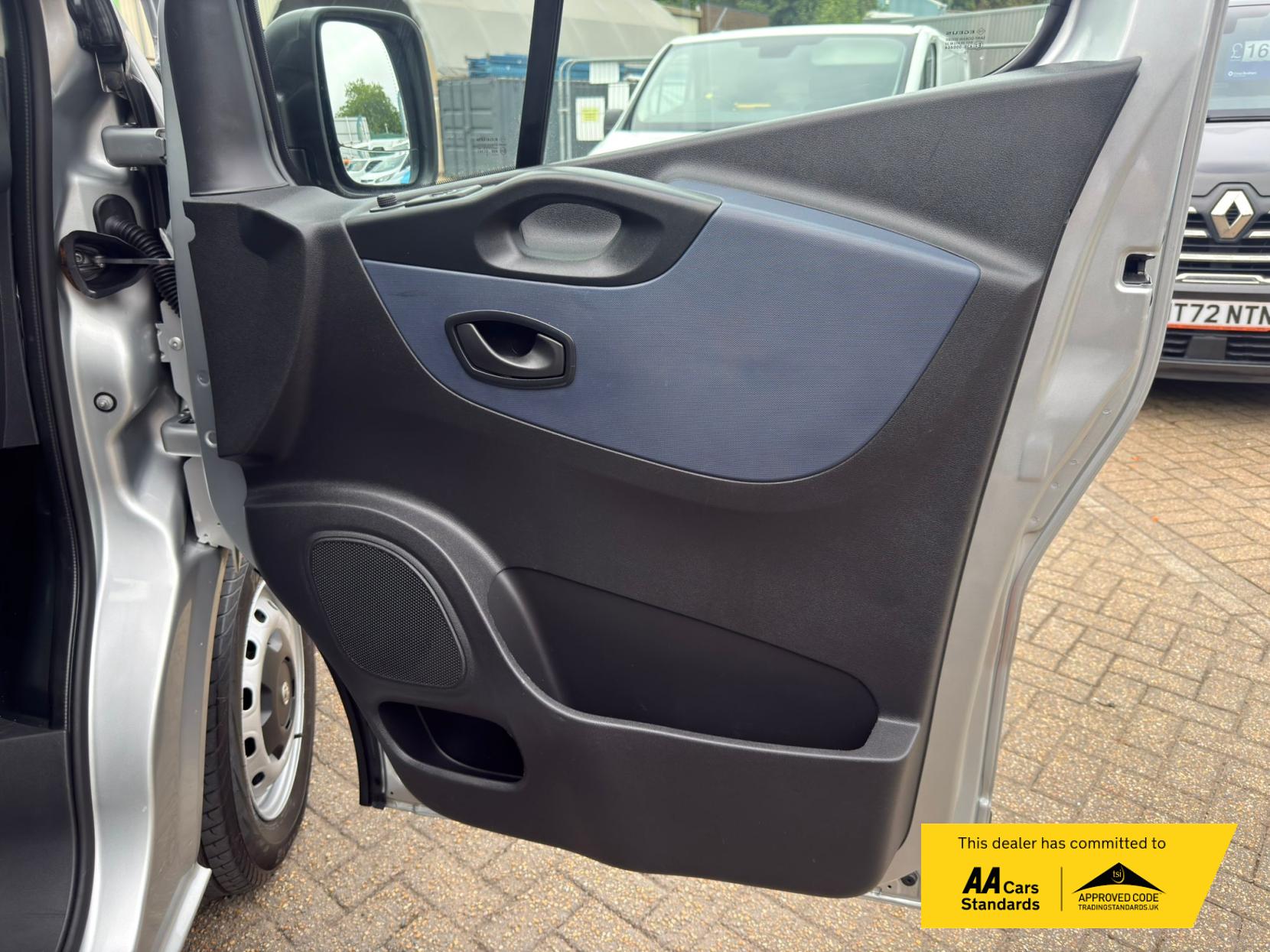 2019 Vauxhall Vivaro 1.6 CDTi 2700 Panel Van 5dr Diesel Manual L1 H1 Euro 6 (s/s) (95 ps) - Thumbnail 22