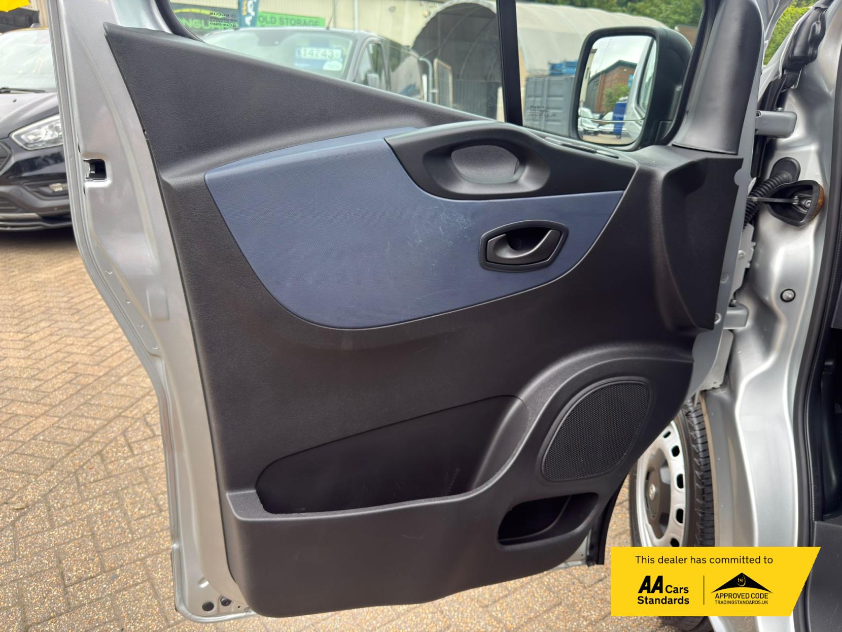 2019 Vauxhall Vivaro 1.6 CDTi 2700 Panel Van 5dr Diesel Manual L1 H1 Euro 6 (s/s) (95 ps) - Thumbnail 43