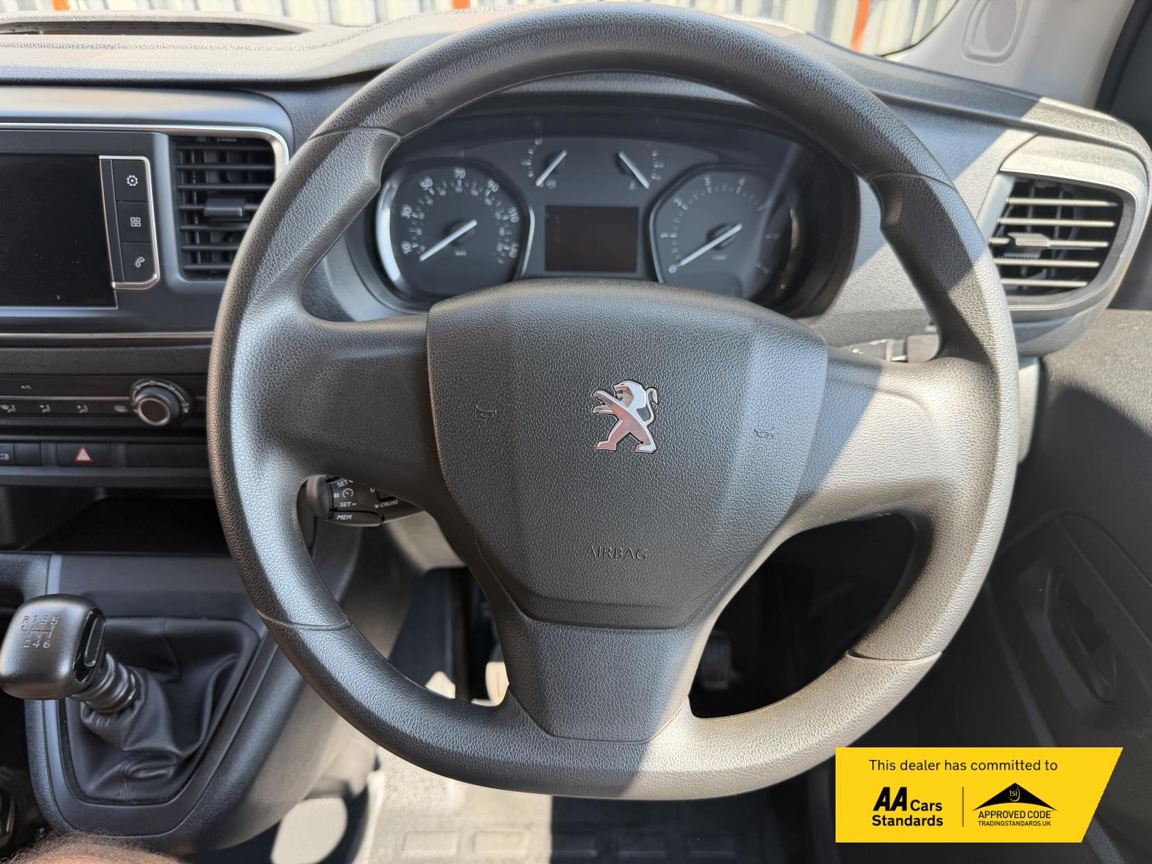 2023 Peugeot Expert 1.5 BlueHDi 1000 Asphalt Premium + Long Panel Van 6dr Diesel Manual LWB Euro 6 (s/s) (100 bhp) - Thumbnail 34