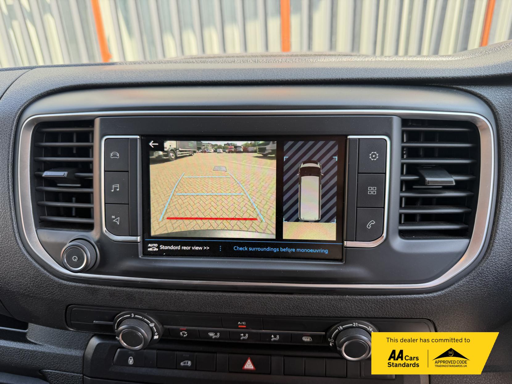 2023 Peugeot Expert 1.5 BlueHDi 1000 Asphalt Premium + Long Panel Van 6dr Diesel Manual LWB Euro 6 (s/s) (100 bhp) - Thumbnail 27