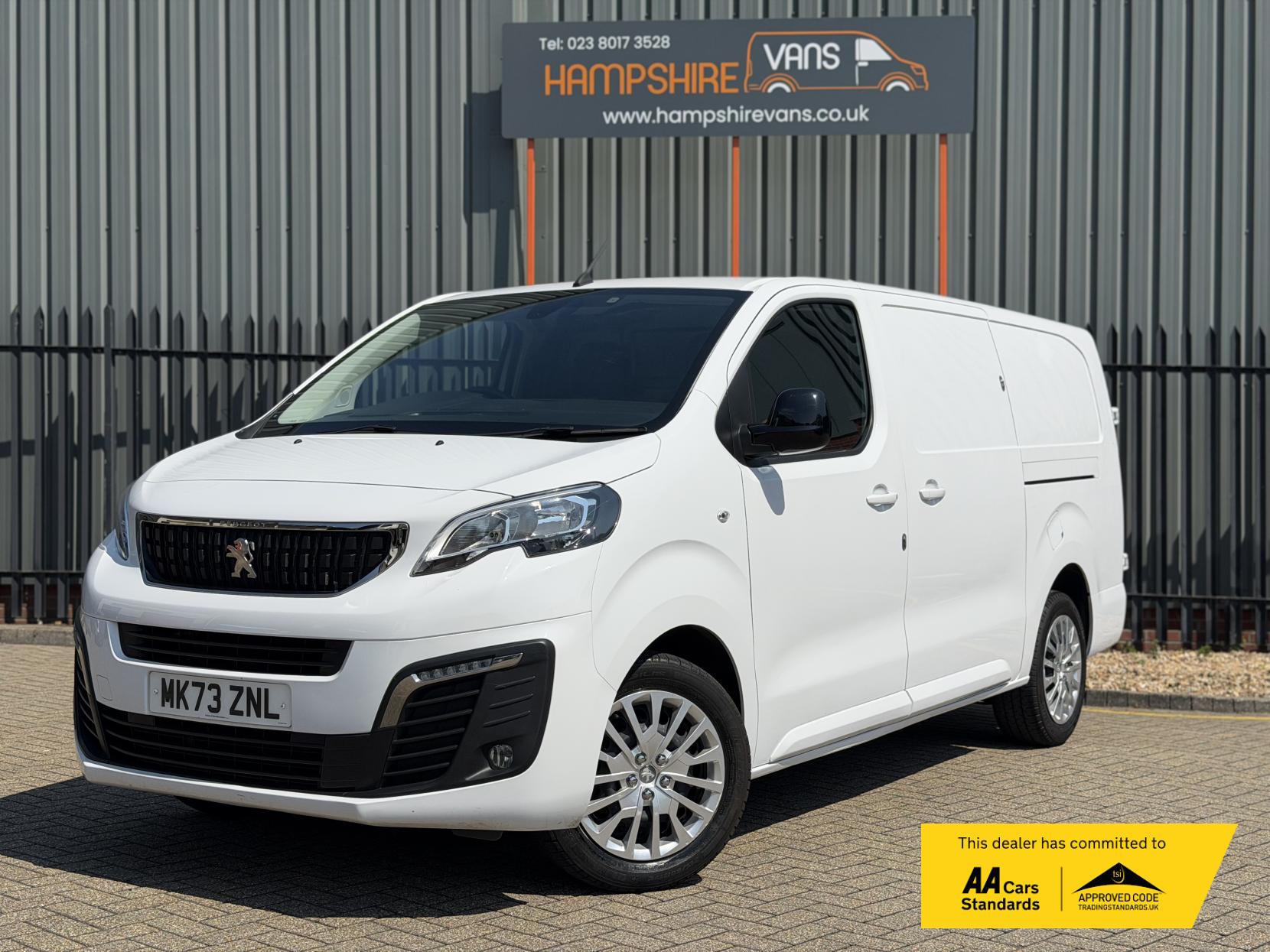 2023 Peugeot Expert 1.5 BlueHDi 1000 Asphalt Premium + Long Panel Van 6dr Diesel Manual LWB Euro 6 (s/s) (100 bhp) - Thumbnail 2