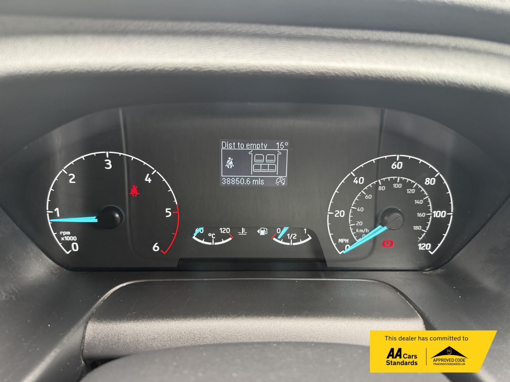 2022 Ford Transit Custom 2.0 300 EcoBlue Limited Crew Van Double Cab 5dr Diesel Manual L2 H1 Euro 6 (s/s) (130 ps) - Thumbnail 33