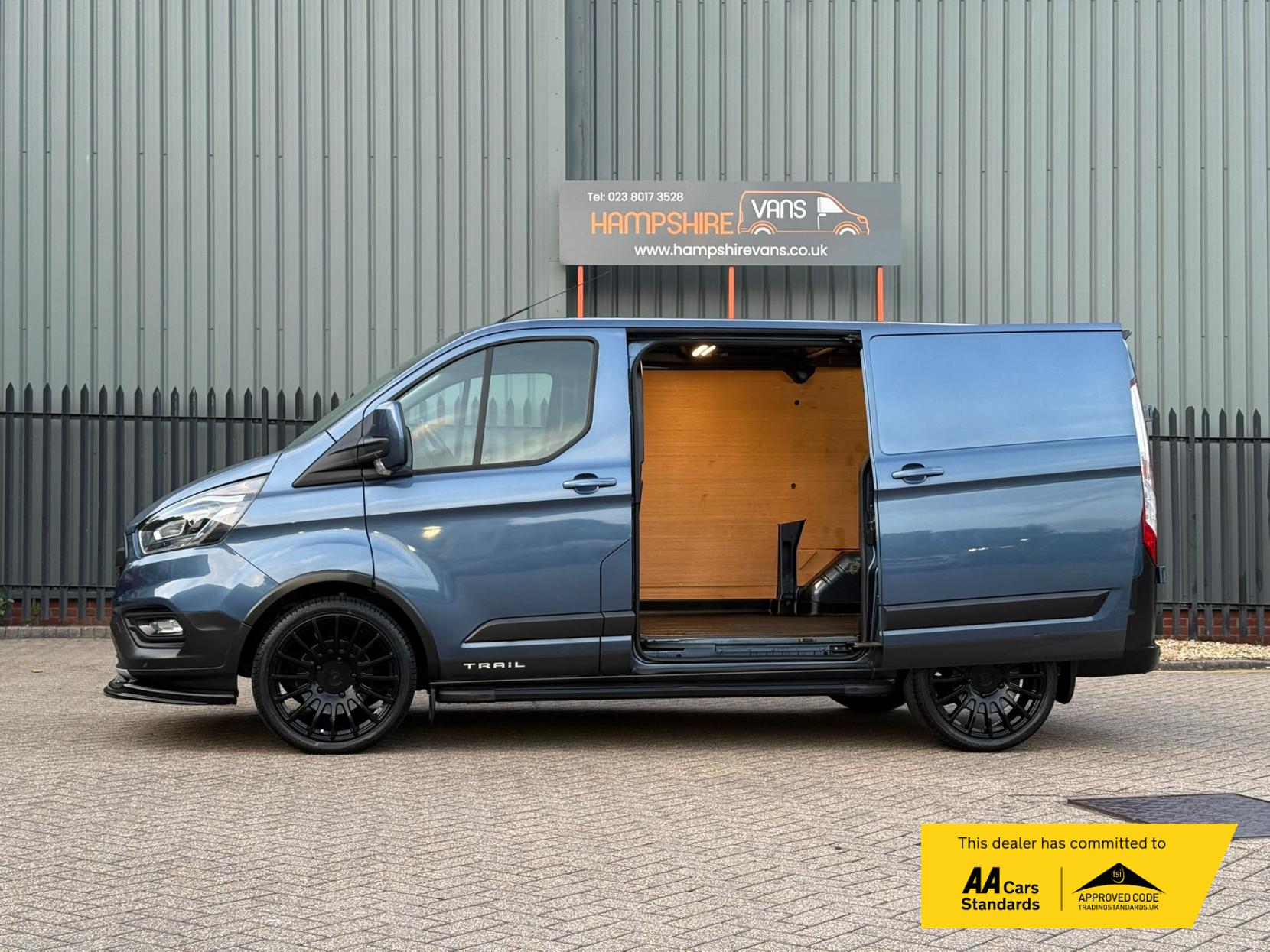 2022 Ford Transit Custom 2.0 300 EcoBlue Trail Panel Van 5dr Diesel Manual L1 H1 Euro 6 (s/s) (170 ps) - Thumbnail 6