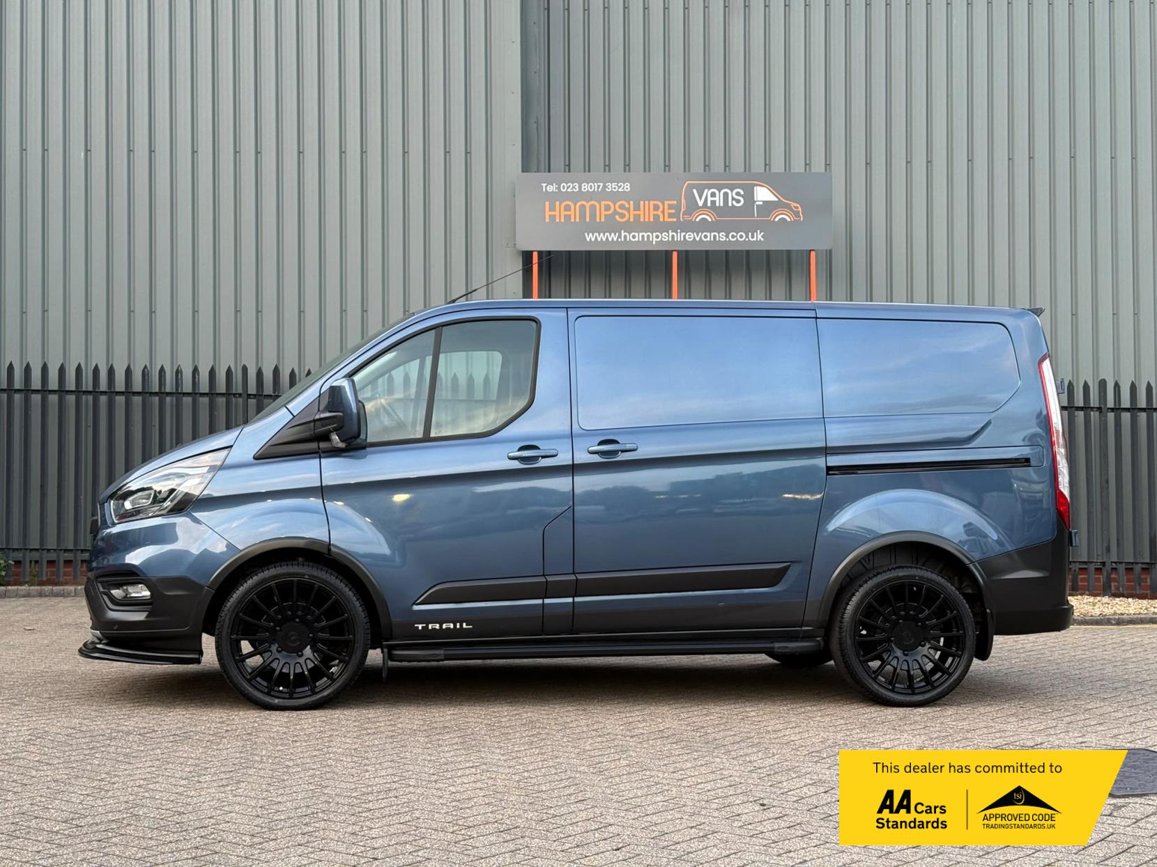 2022 Ford Transit Custom 2.0 300 EcoBlue Trail Panel Van 5dr Diesel Manual L1 H1 Euro 6 (s/s) (170 ps) - Thumbnail 5