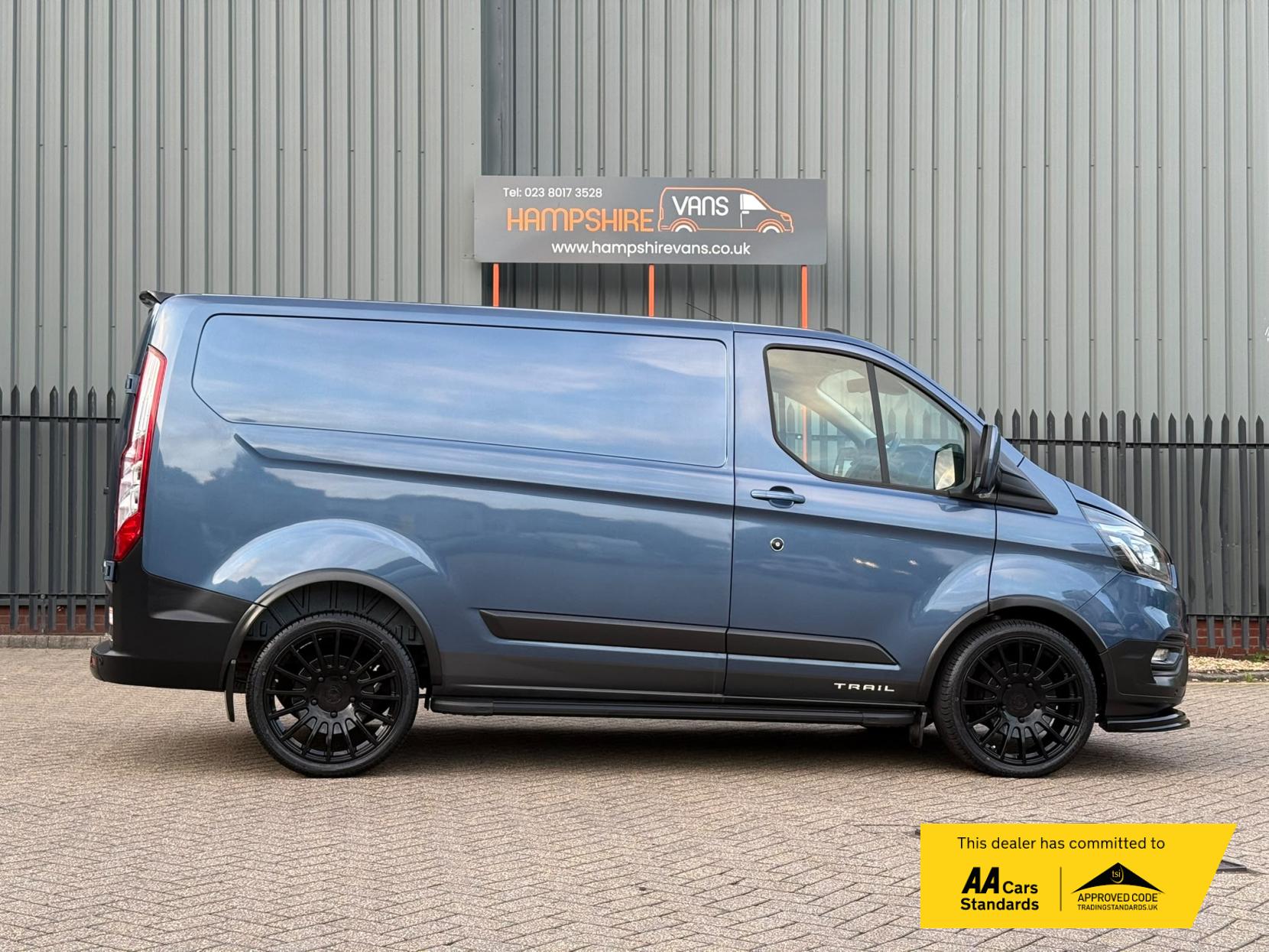 2022 Ford Transit Custom 2.0 300 EcoBlue Trail Panel Van 5dr Diesel Manual L1 H1 Euro 6 (s/s) (170 ps) - Thumbnail 7