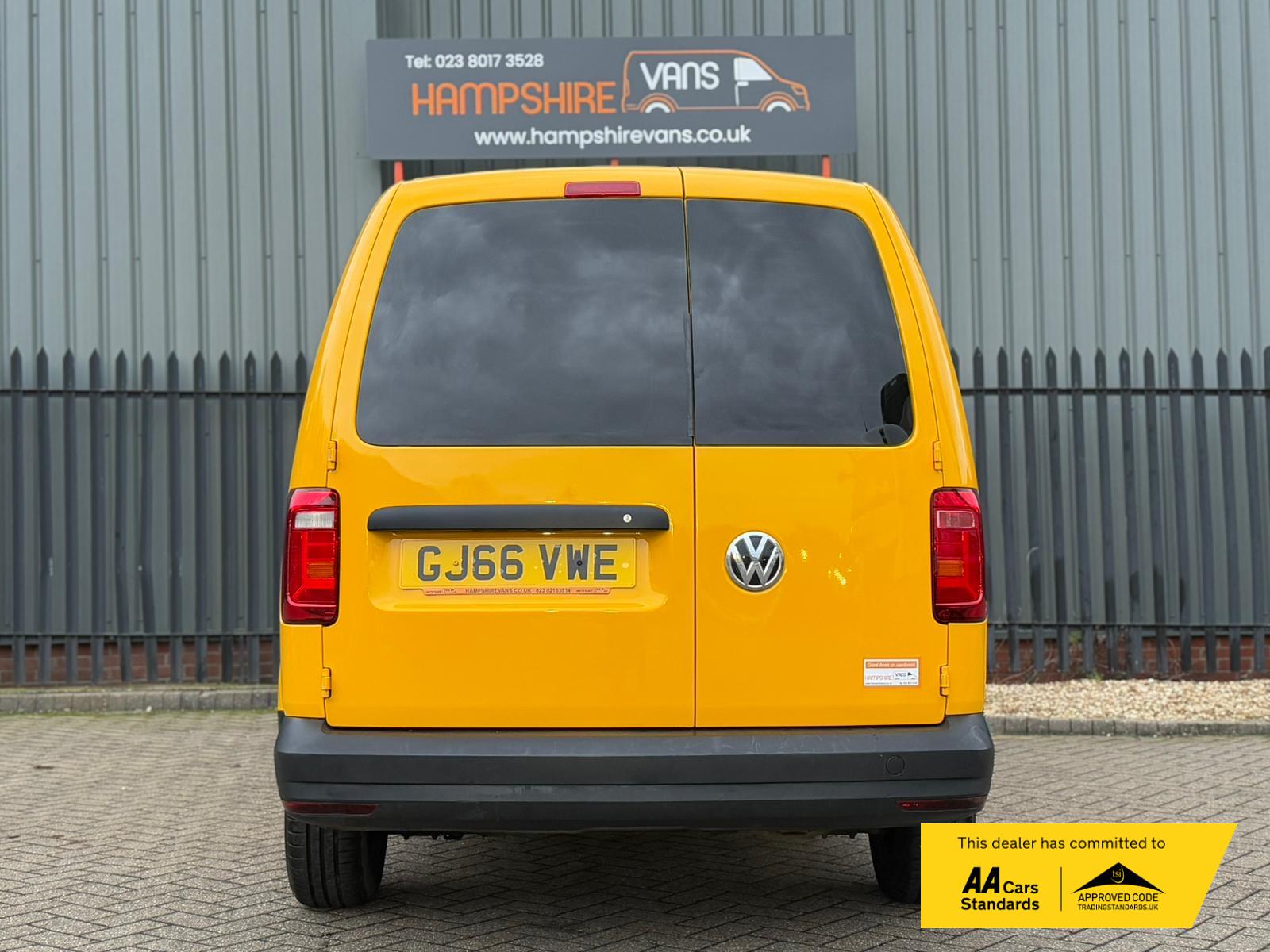 Volkswagen Caddy Maxi 2.0 TDI C20 BlueMotion Tech Startline Panel Van 6dr Diesel Manual LWB Euro 6 (s/s) (102 ps)