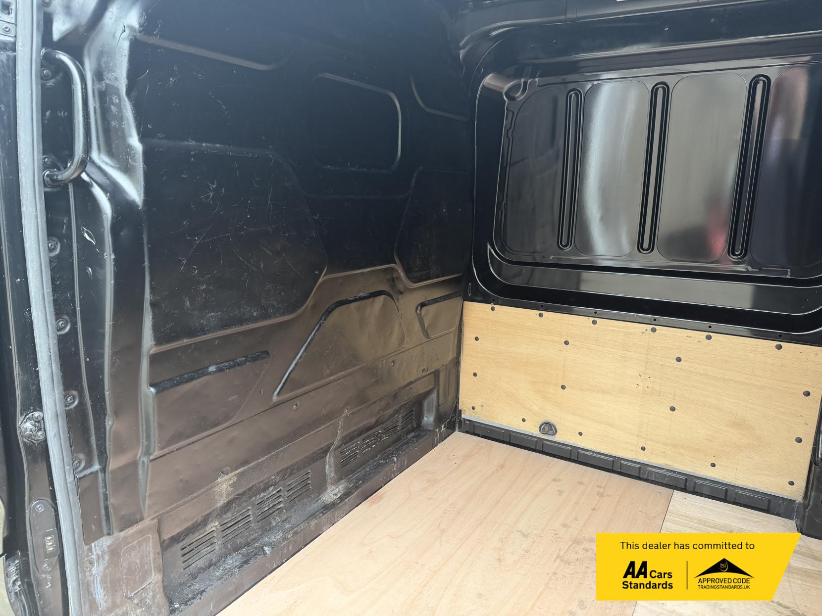 Ford Transit 2.2 TDCi 350 Trend Panel Van 5dr Diesel Manual FWD L3 H2 Euro 5 (125 ps)