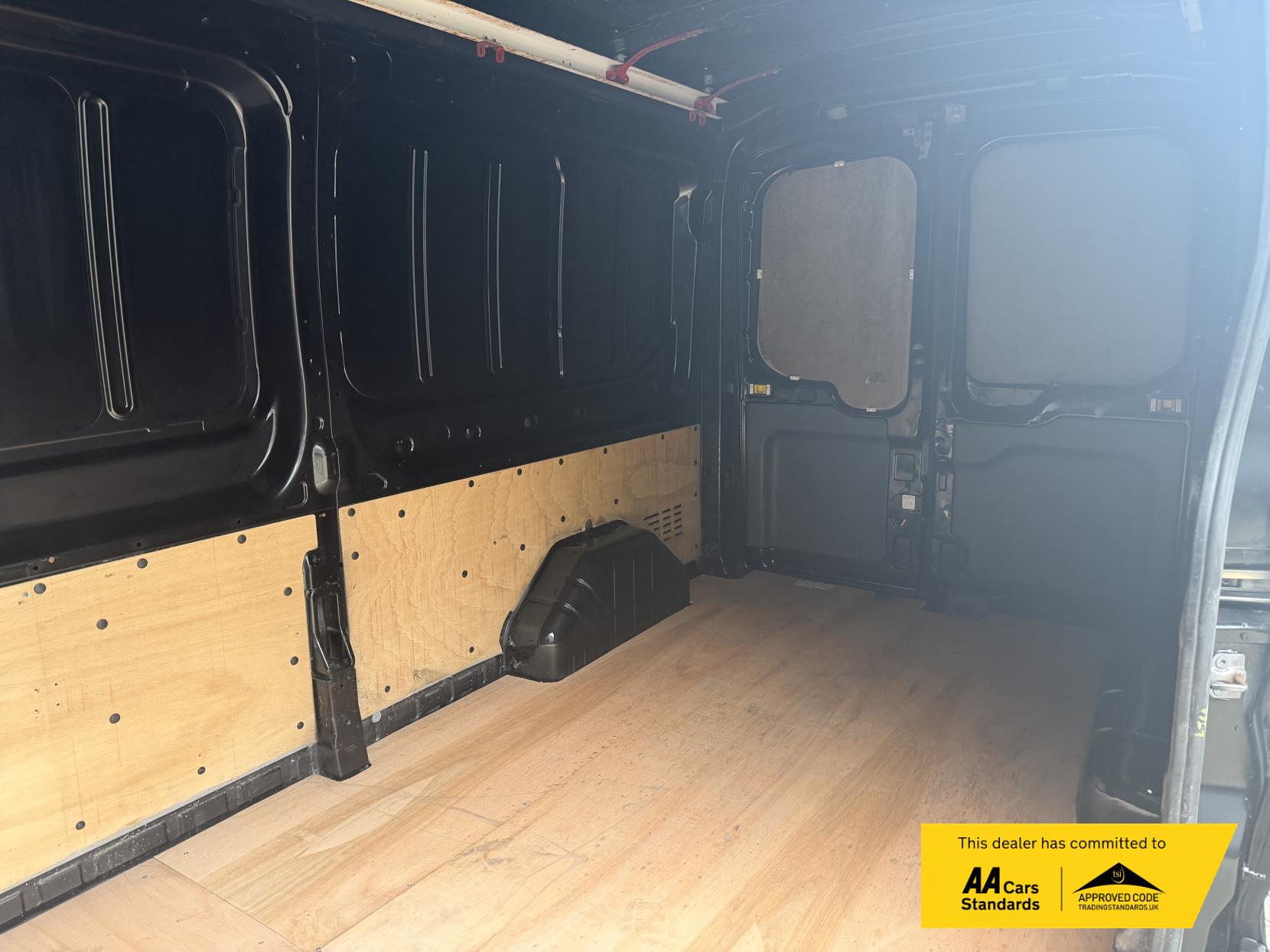 Ford Transit 2.2 TDCi 350 Trend Panel Van 5dr Diesel Manual FWD L3 H2 Euro 5 (125 ps)