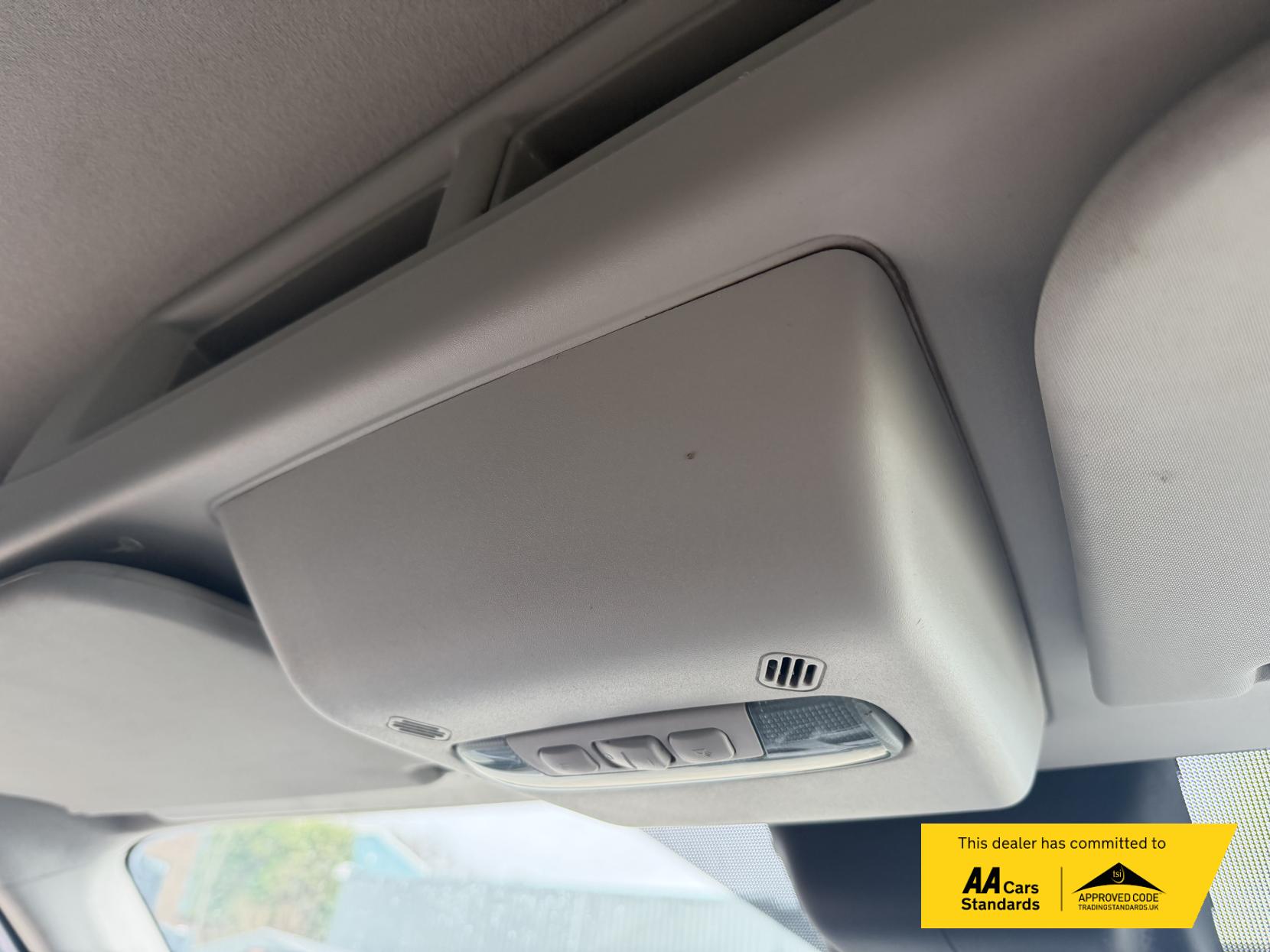 Ford Transit 2.2 TDCi 350 Trend Panel Van 5dr Diesel Manual FWD L3 H2 Euro 5 (125 ps)