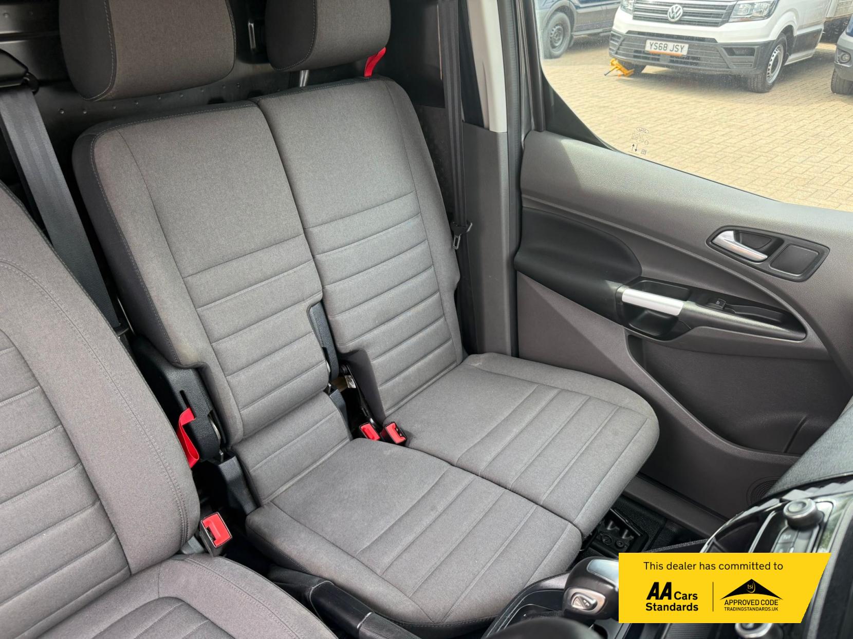 Ford Transit Connect 1.5 240 EcoBlue Limited Panel Van 5dr Diesel Auto L2 Euro 6 (s/s) (120 ps)