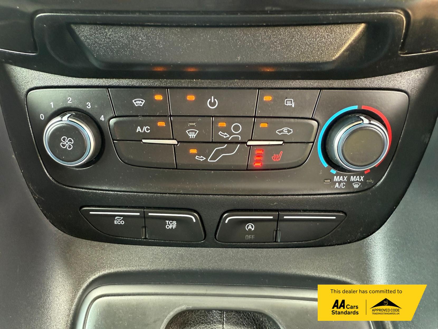 Ford Transit Connect 1.5 240 EcoBlue Limited Panel Van 5dr Diesel Auto L2 Euro 6 (s/s) (120 ps)