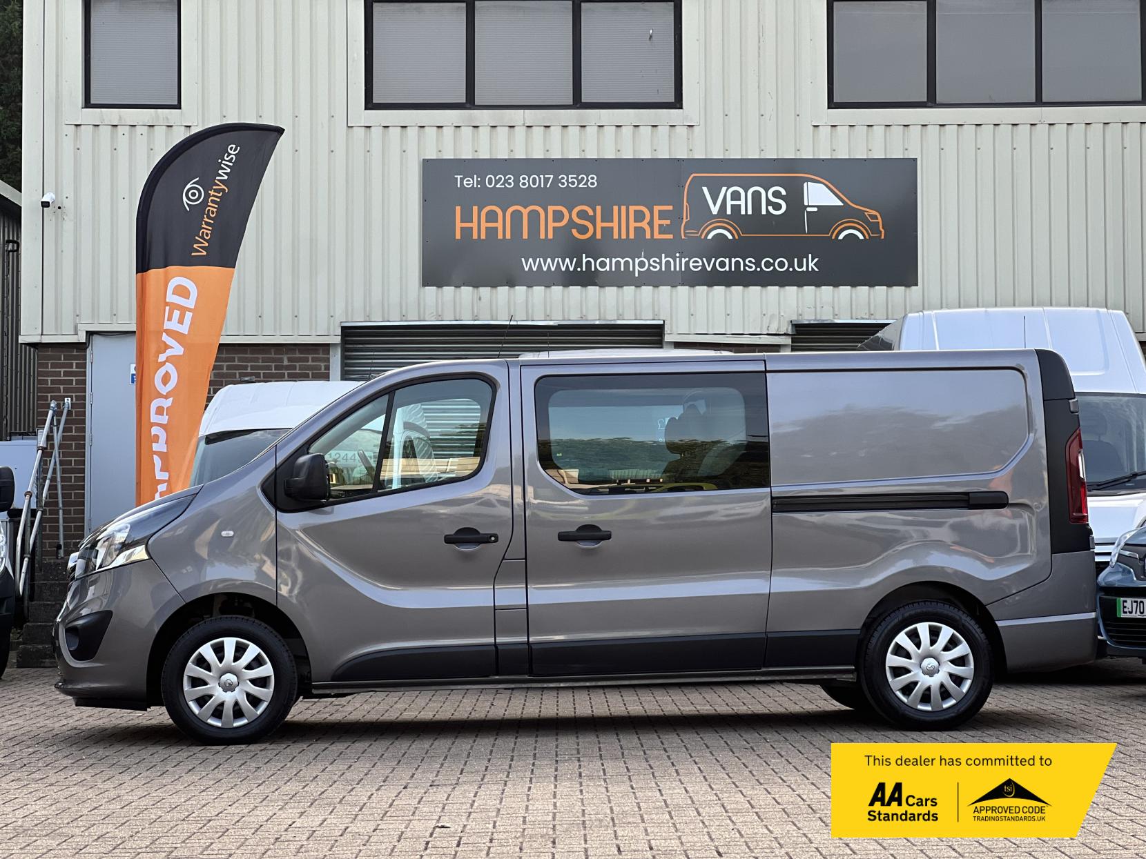 Vauxhall Vivaro 1.6 CDTi 2900 BiTurbo ecoTEC Sportive Crew Van Double Cab 5dr Diesel Manual L2 H1 Euro 6 (s/s) (6 Seat) (125 ps)