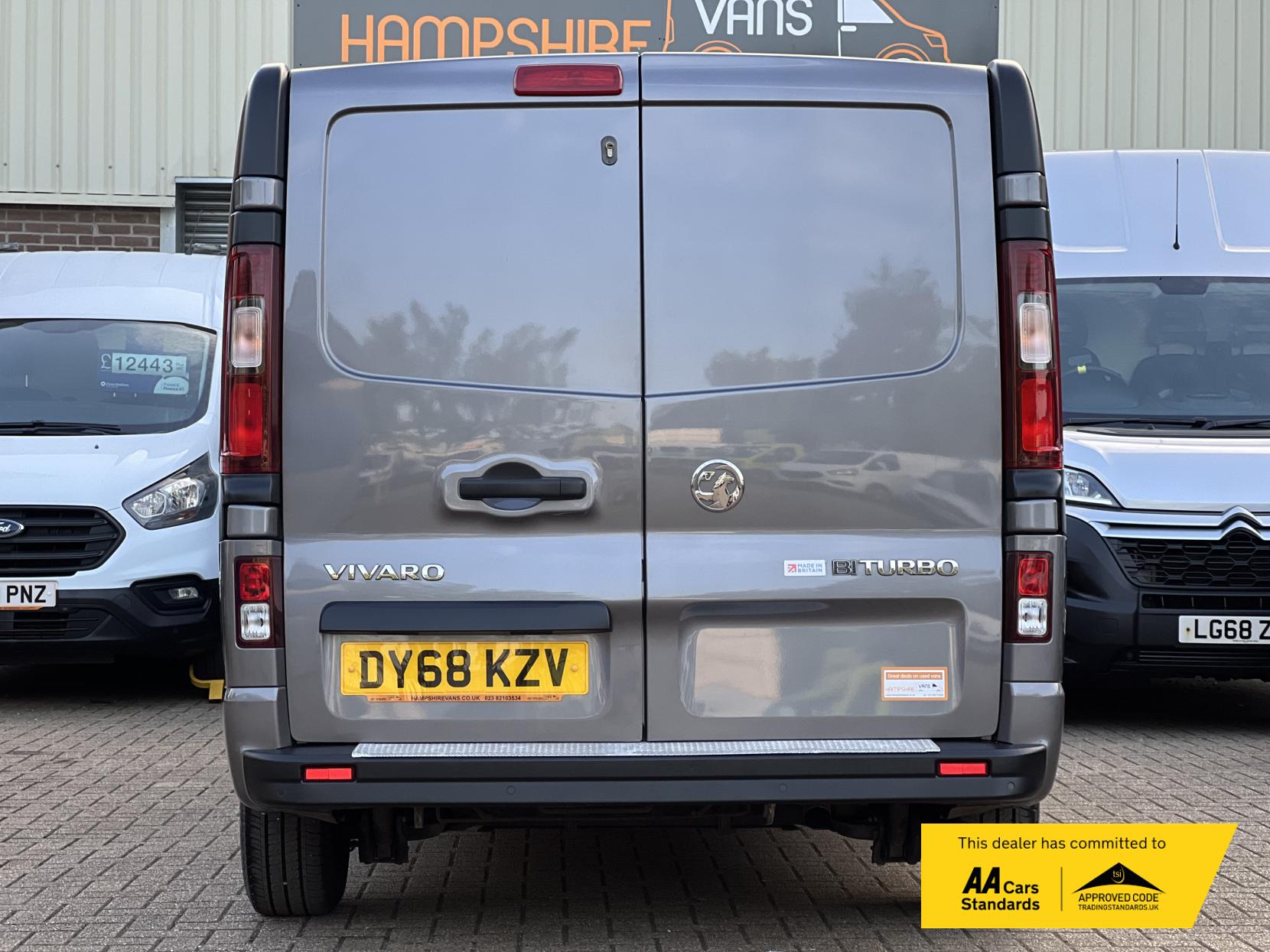 Vauxhall Vivaro 1.6 CDTi 2900 BiTurbo ecoTEC Sportive Crew Van Double Cab 5dr Diesel Manual L2 H1 Euro 6 (s/s) (6 Seat) (125 ps)