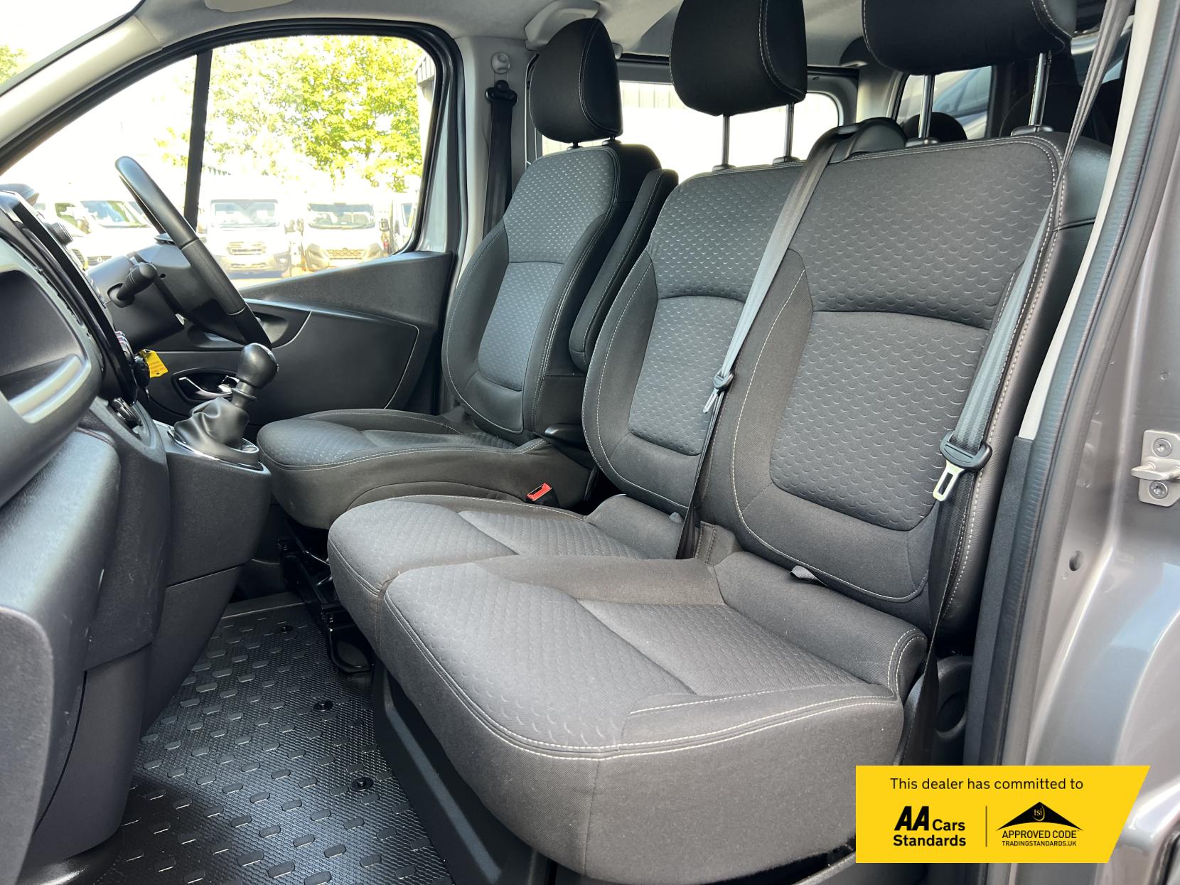 Vauxhall Vivaro 1.6 CDTi 2900 BiTurbo ecoTEC Sportive Crew Van Double Cab 5dr Diesel Manual L2 H1 Euro 6 (s/s) (6 Seat) (125 ps)