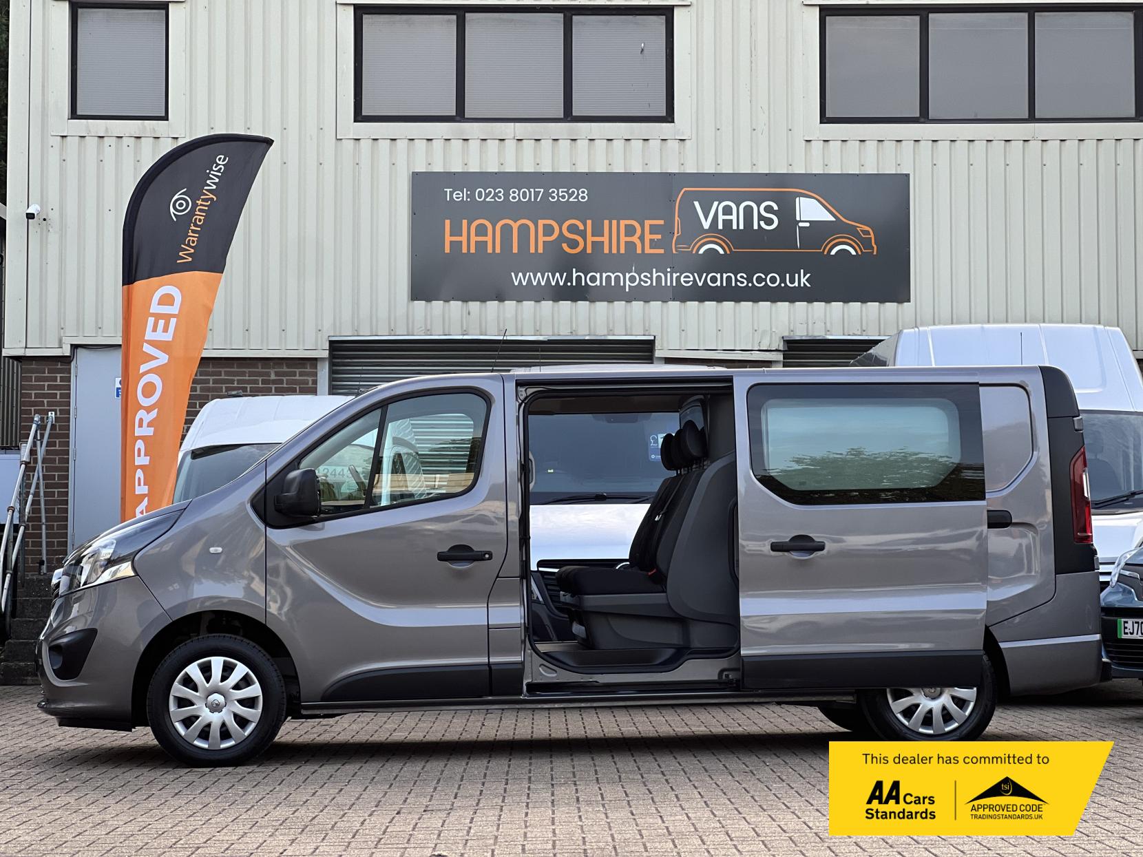 Vauxhall Vivaro 1.6 CDTi 2900 BiTurbo ecoTEC Sportive Crew Van Double Cab 5dr Diesel Manual L2 H1 Euro 6 (s/s) (6 Seat) (125 ps)