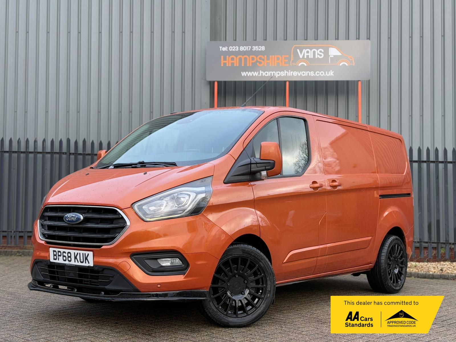 Ford Transit Custom 2.0 280 EcoBlue Limited Panel Van 5dr Diesel Manual L1 H1 Euro 6 (130 ps)