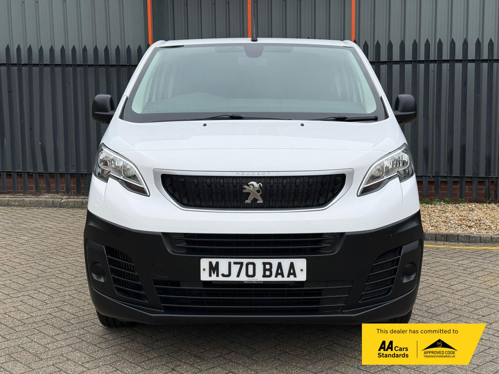 2020 Peugeot Expert - Thumbnail 38