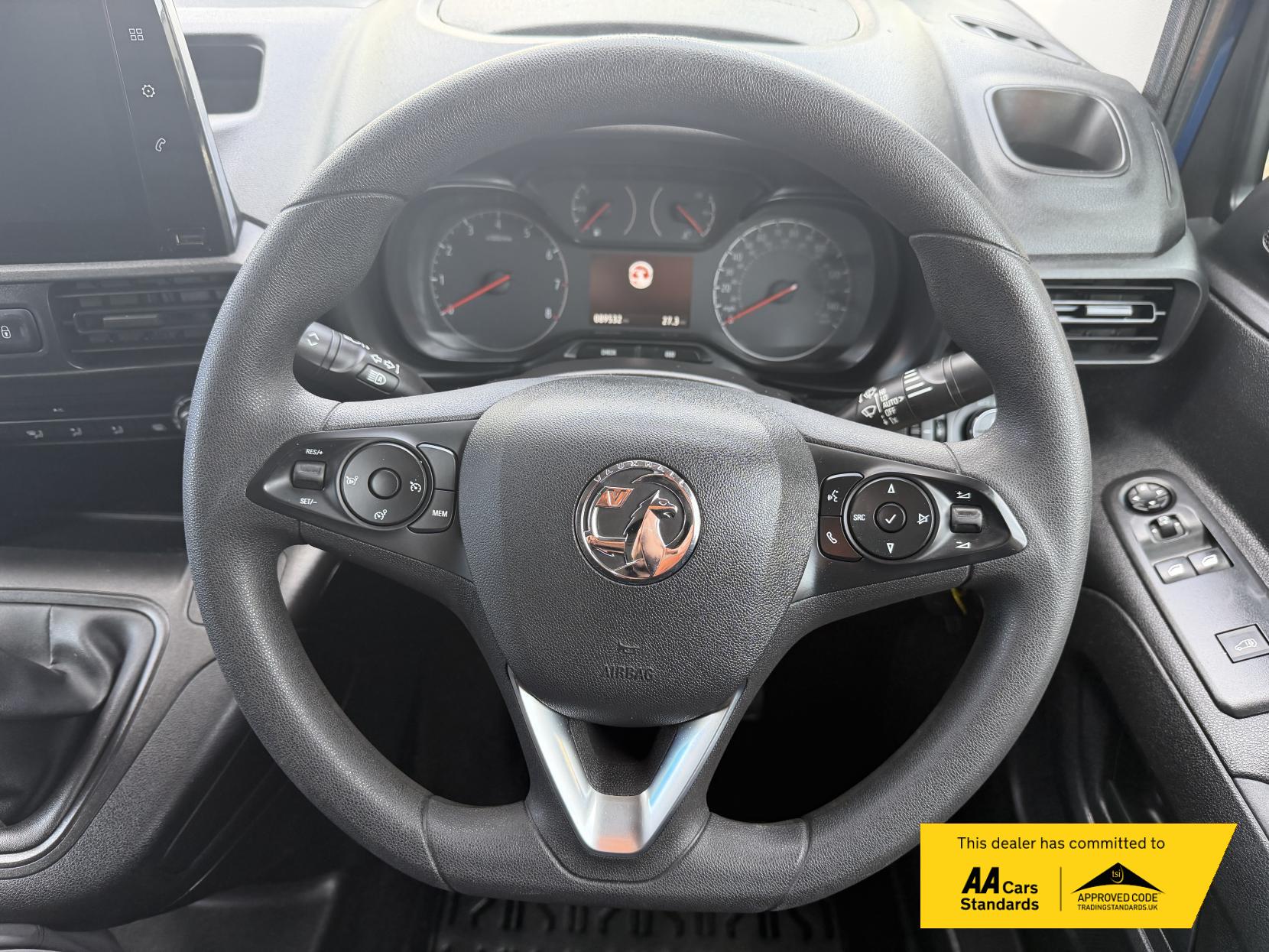 2020 Vauxhall Combo 1.5 Turbo D 2000 Sportive Panel Van 4dr Diesel Manual L1 H1 Euro 6 (s/s) (100 ps) - Thumbnail 57
