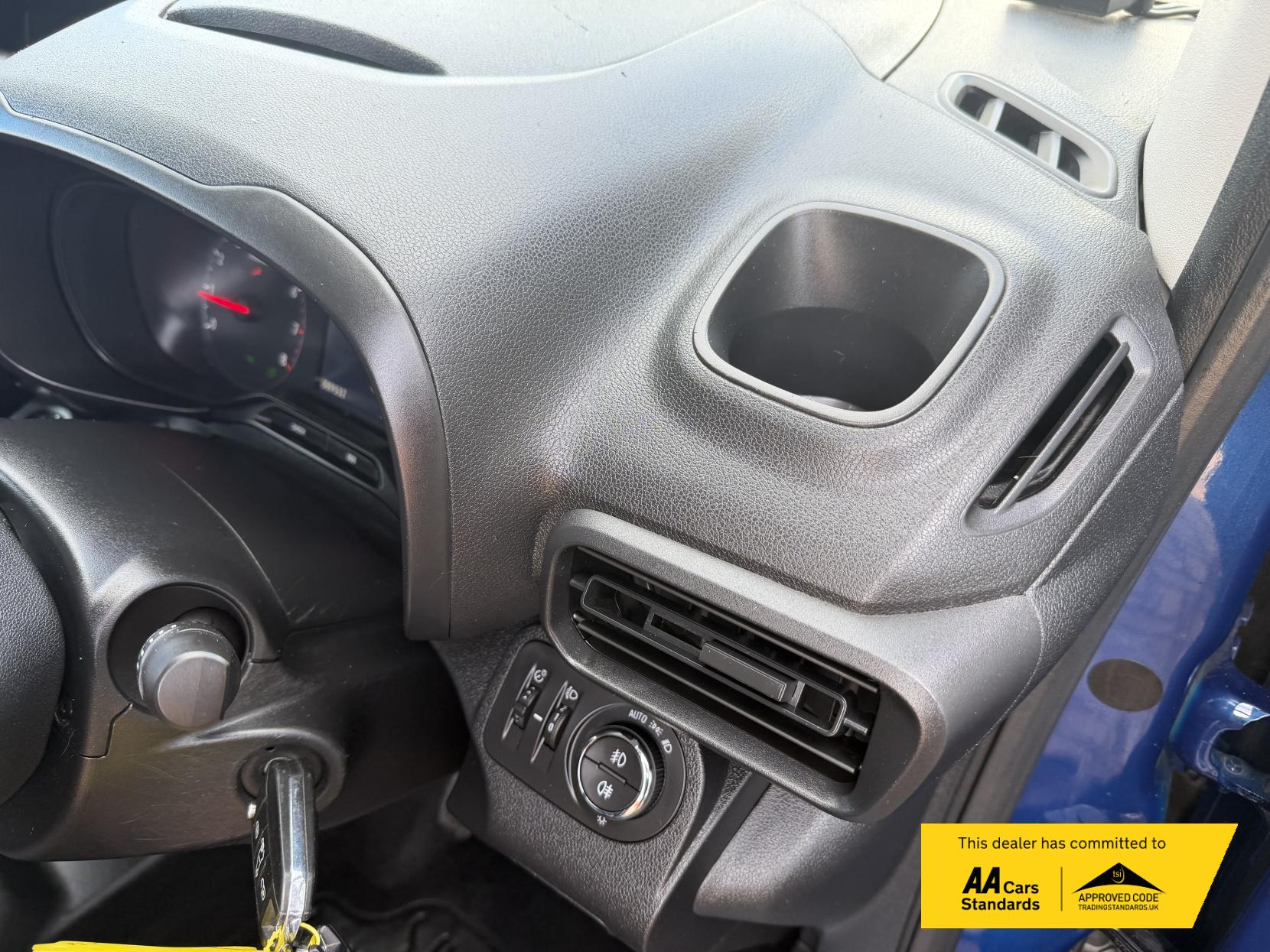 2020 Vauxhall Combo 1.5 Turbo D 2000 Sportive Panel Van 4dr Diesel Manual L1 H1 Euro 6 (s/s) (100 ps) - Thumbnail 66