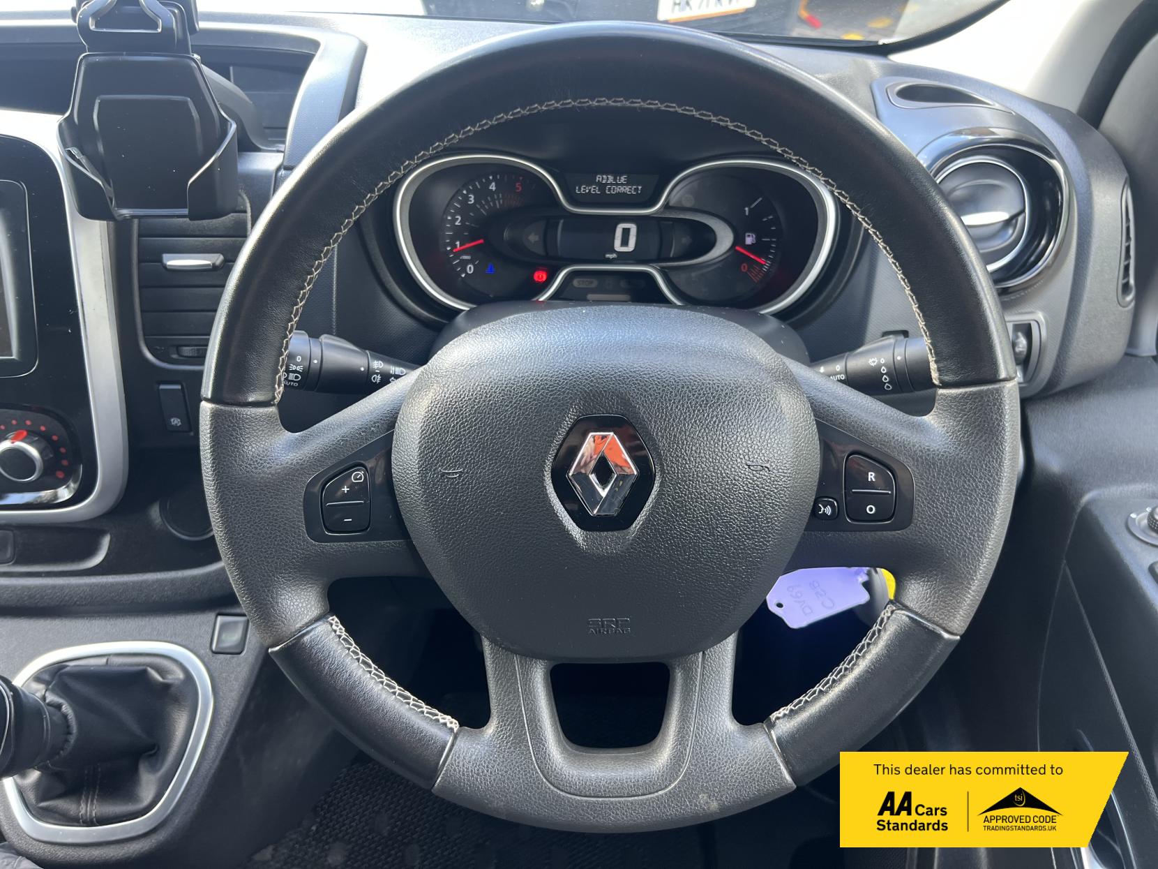 Renault Trafic 2.0 dCi ENERGY 28 Sport Panel Van 5dr Diesel Manual SWB Standard Roof Euro 6 (s/s) (120 ps)