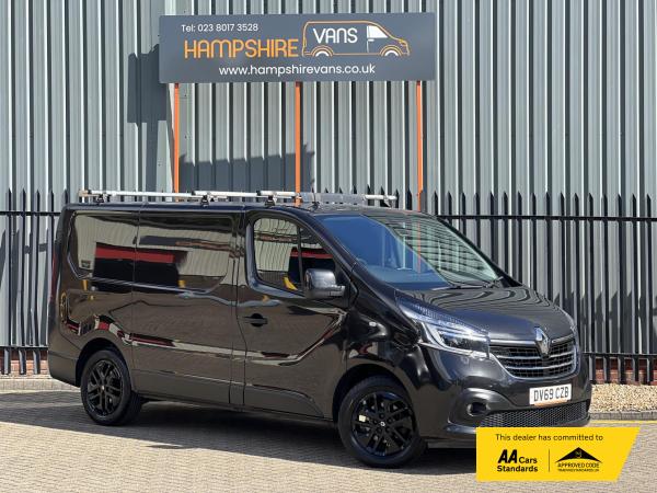 Renault Trafic 2.0 dCi ENERGY 28 Sport Panel Van 5dr Diesel Manual SWB Standard Roof Euro 6 (s/s) (120 ps)