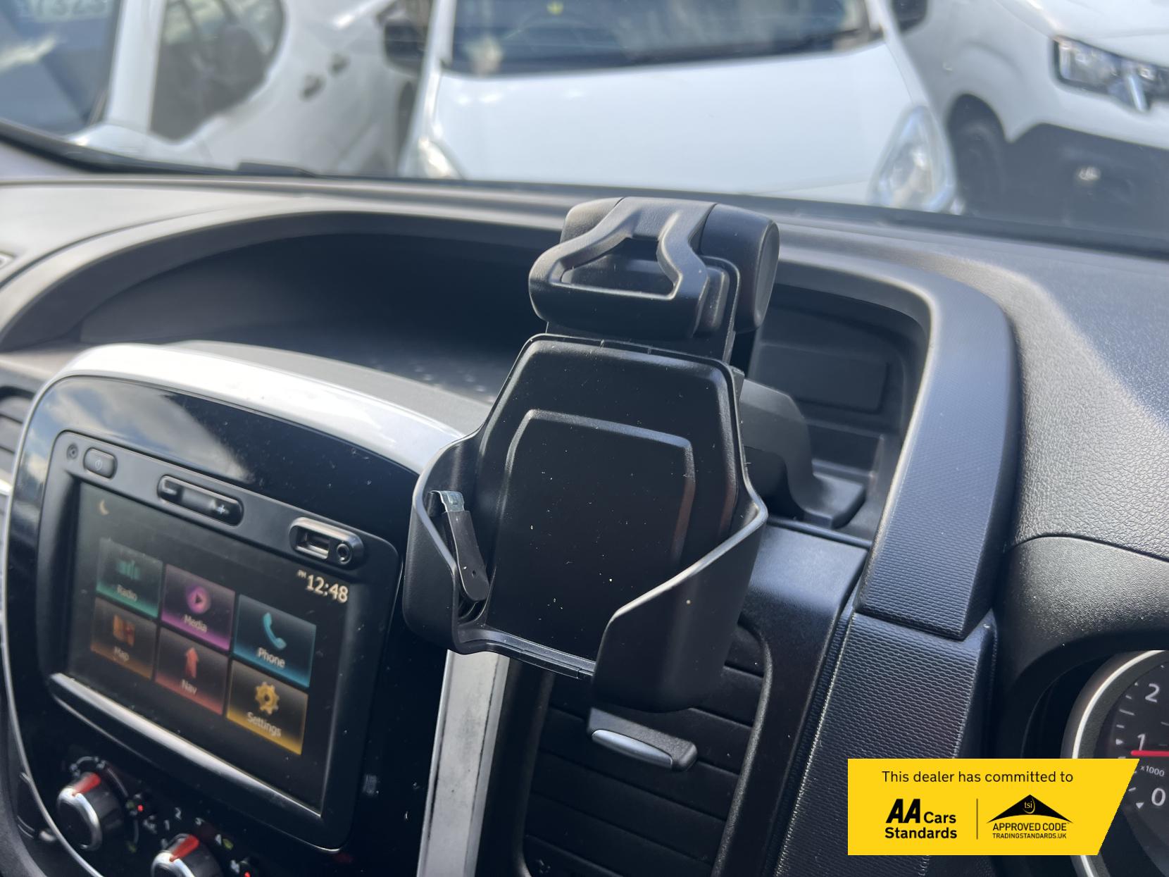 Renault Trafic 2.0 dCi ENERGY 28 Sport Panel Van 5dr Diesel Manual SWB Standard Roof Euro 6 (s/s) (120 ps)