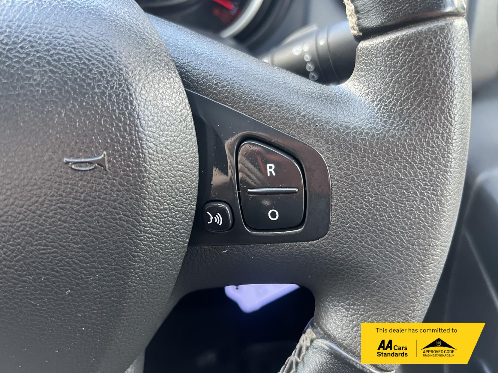 Renault Trafic 2.0 dCi ENERGY 28 Sport Panel Van 5dr Diesel Manual SWB Standard Roof Euro 6 (s/s) (120 ps)