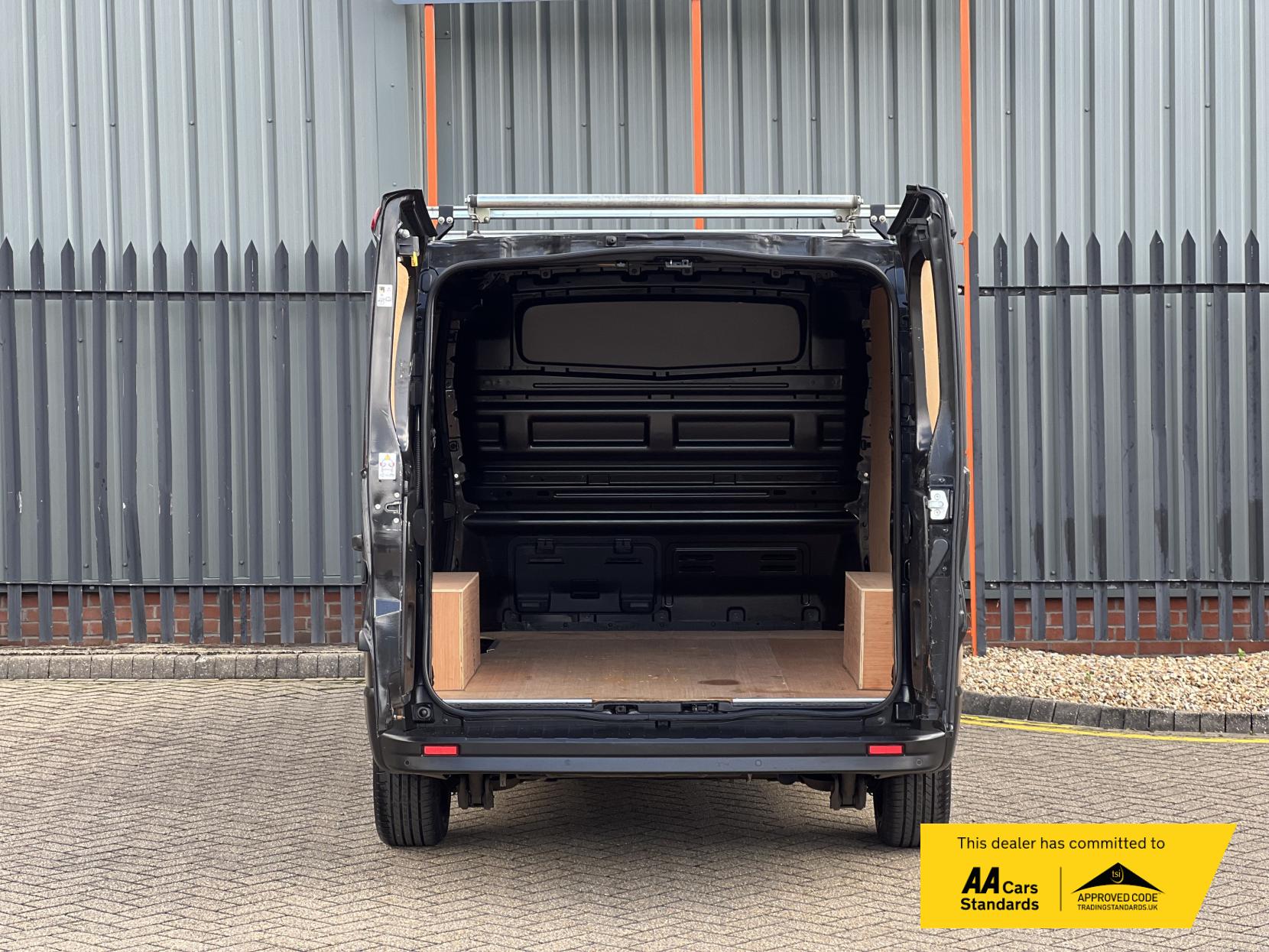 Renault Trafic 2.0 dCi ENERGY 28 Sport Panel Van 5dr Diesel Manual SWB Standard Roof Euro 6 (s/s) (120 ps)