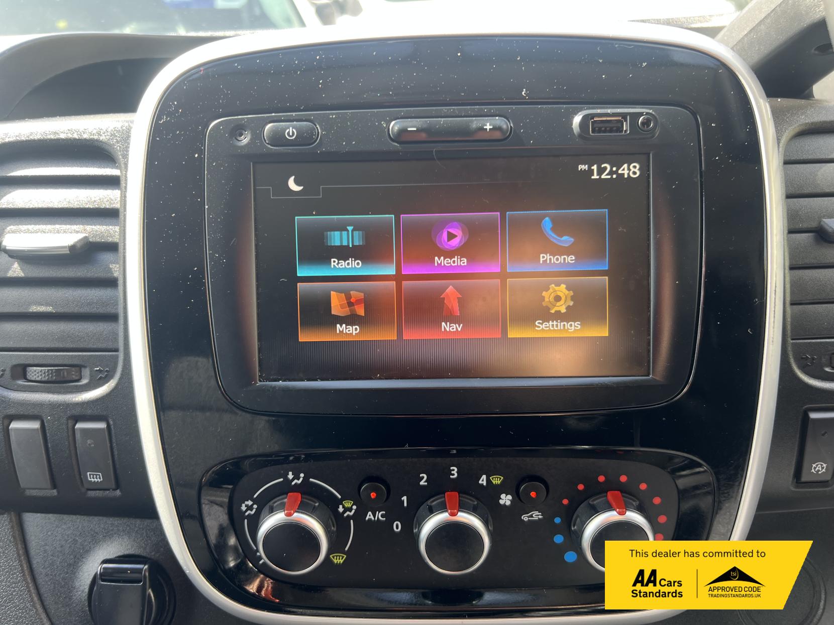 Renault Trafic 2.0 dCi ENERGY 28 Sport Panel Van 5dr Diesel Manual SWB Standard Roof Euro 6 (s/s) (120 ps)