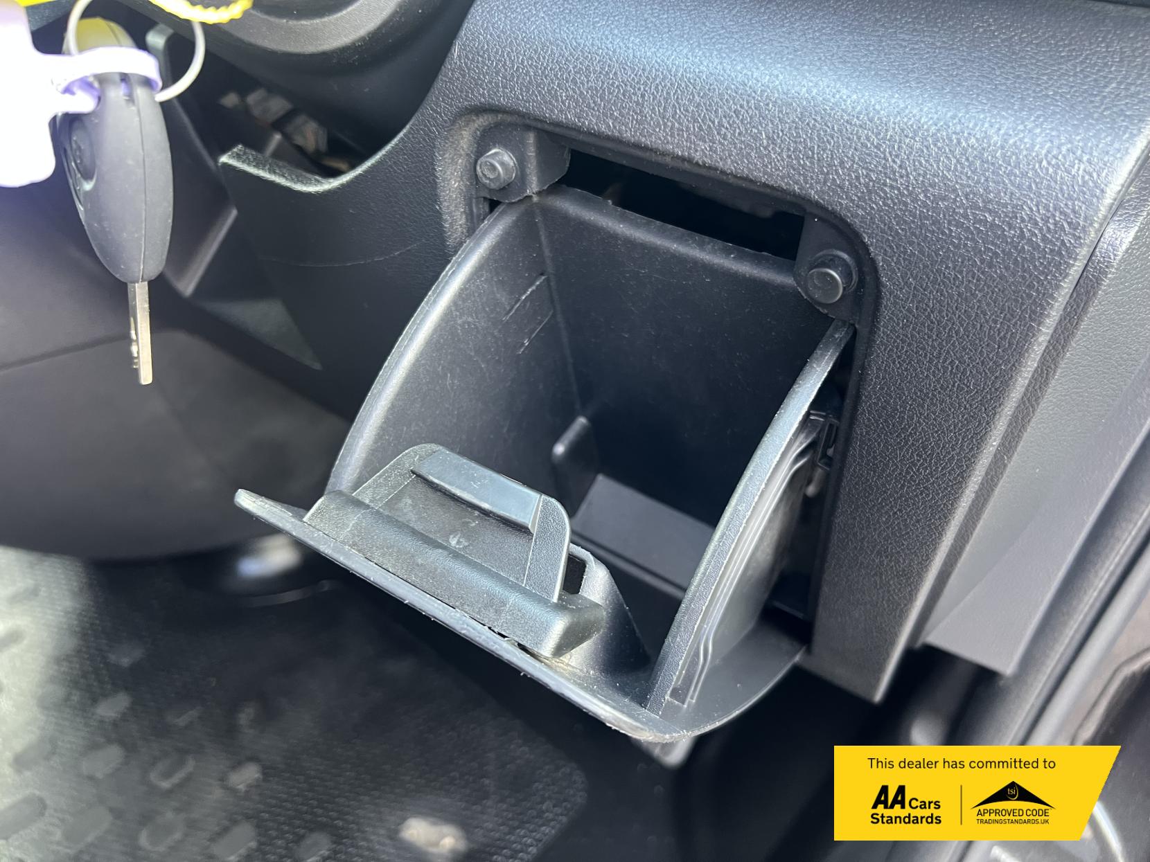Renault Trafic 2.0 dCi ENERGY 28 Sport Panel Van 5dr Diesel Manual SWB Standard Roof Euro 6 (s/s) (120 ps)