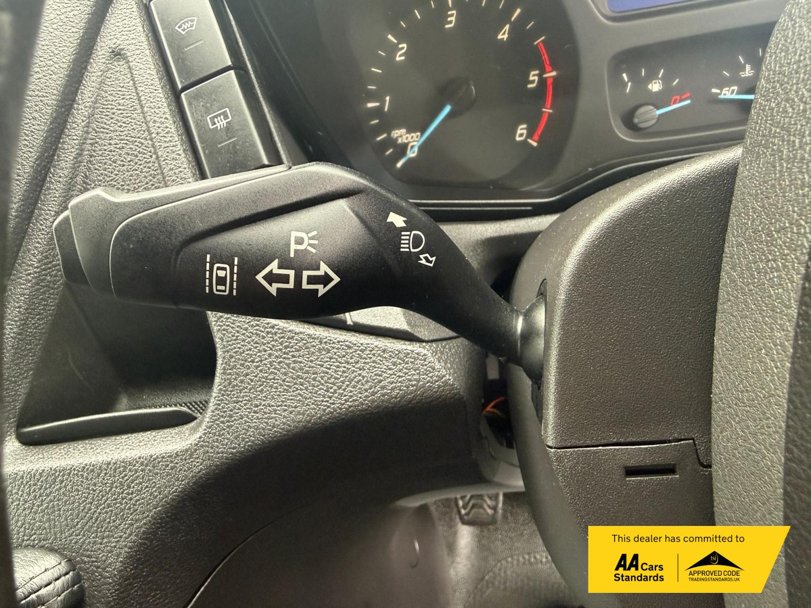 Ford Transit 2.2 TDCi 460 HDT Trend Minibus 5dr Diesel Manual L4 H3 (18 seats) (196 g/km, 123 bhp)