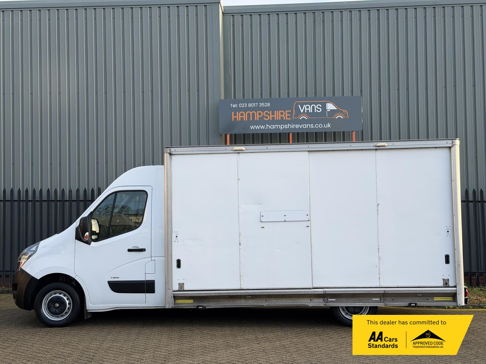 Vauxhall Movano 2.3 CDTi 3500 Luton 4dr Diesel Manual FWD L3 H1 Euro 6 (20m3) (130 ps)
