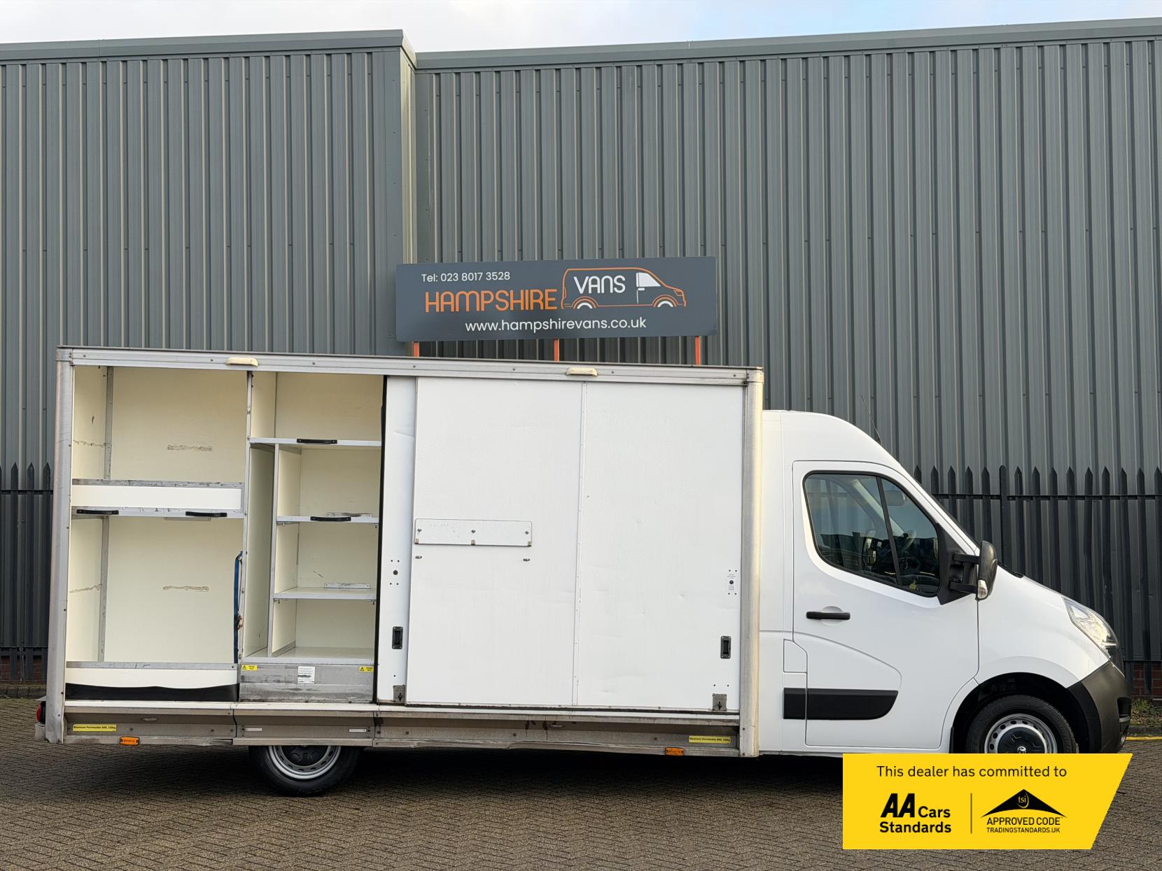 Vauxhall Movano 2.3 CDTi 3500 Luton 4dr Diesel Manual FWD L3 H1 Euro 6 (20m3) (130 ps)