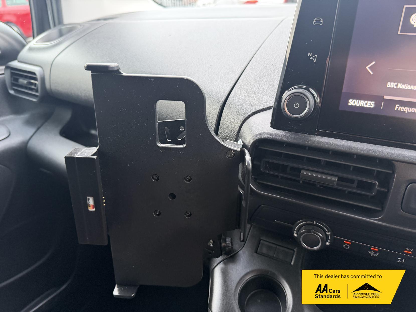 Vauxhall Combo 1.5 Turbo D 2300 Sportive Panel Van 4dr Diesel Manual L2 H1 Euro 6 (100 ps)