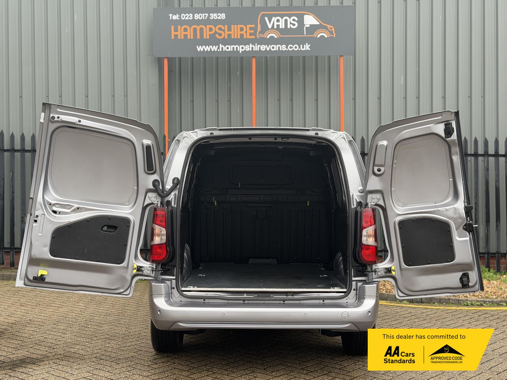 Vauxhall Combo 1.5 Turbo D 2300 Sportive Panel Van 4dr Diesel Manual L2 H1 Euro 6 (100 ps)