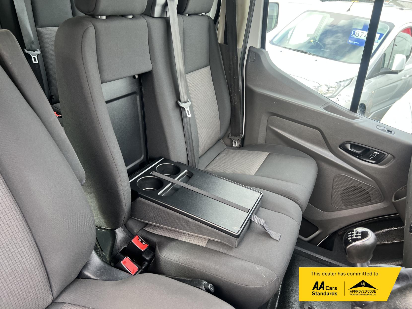 Ford Transit 2.0 350 EcoBlue Leader Chassis Double Cab 4dr Diesel Manual RWD L3 Euro 6 (s/s) (130 ps)