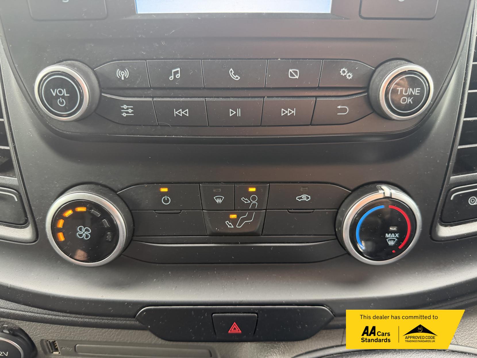 2019 Ford Transit Custom 2.0 300 EcoBlue Leader Panel Van 5dr Diesel Manual L1 H1 Euro 6 (s/s) (105 ps) - Thumbnail 30