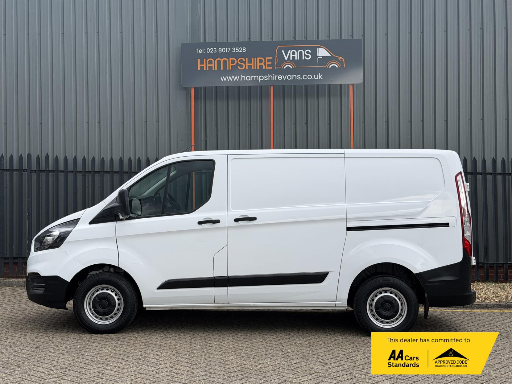 2019 Ford Transit Custom 2.0 300 EcoBlue Leader Panel Van 5dr Diesel Manual L1 H1 Euro 6 (s/s) (105 ps) - Thumbnail 6
