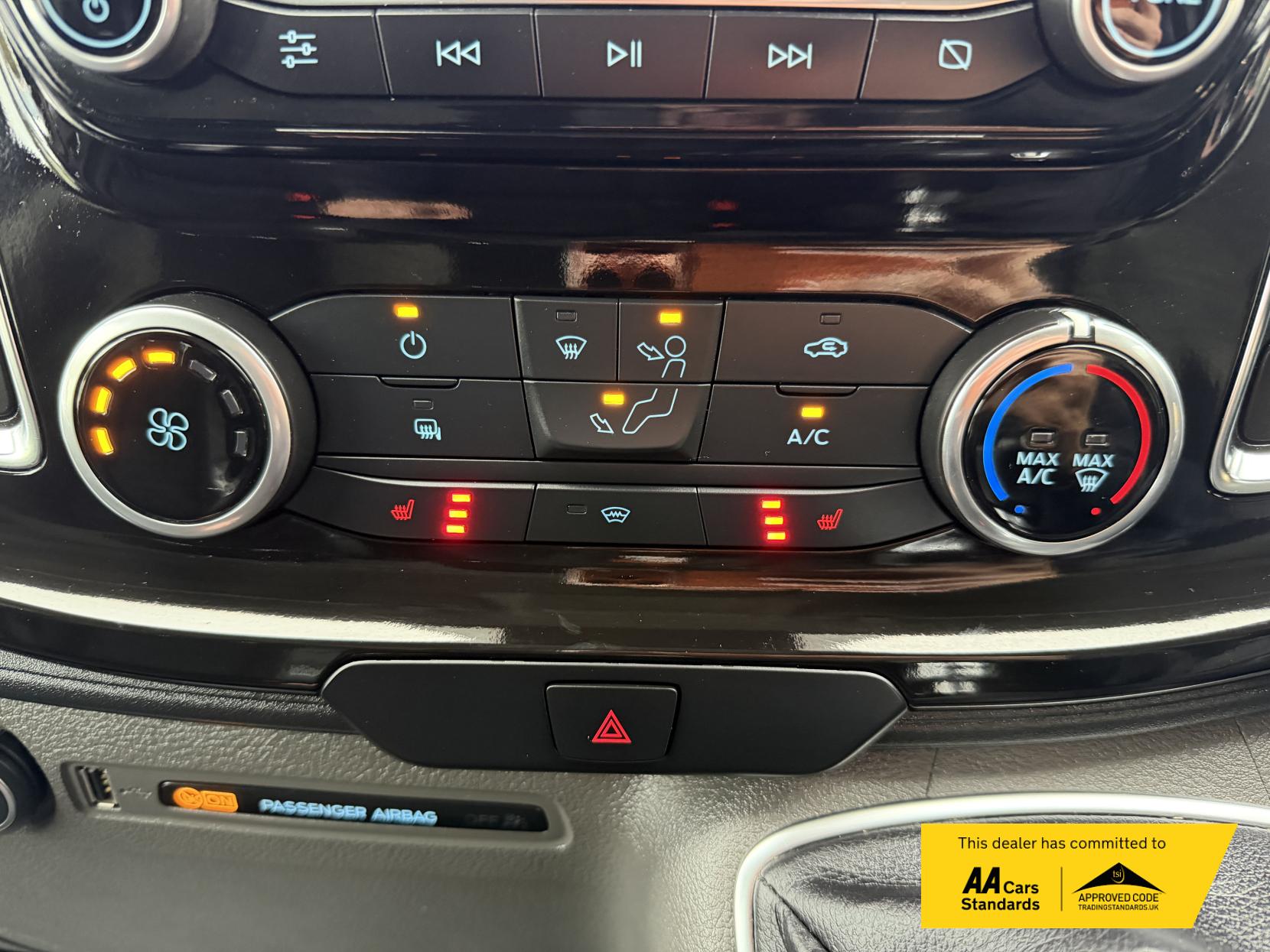 Ford Transit Custom 2.0 Limited Panel Van (2017 - 2022)