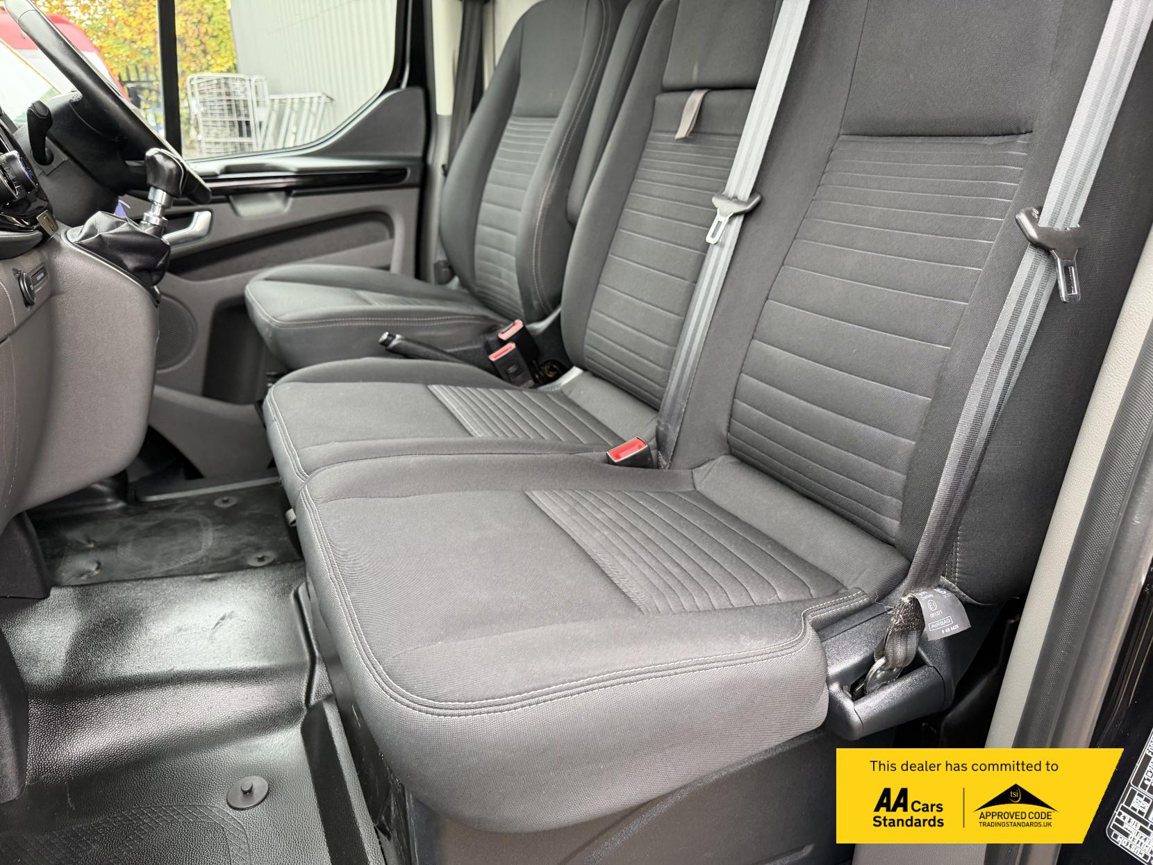 Ford Transit Custom 2.0 Limited Panel Van (2017 - 2022)