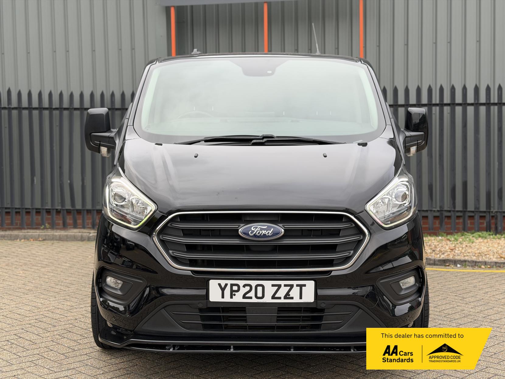 Ford Transit Custom 2.0 Limited Panel Van (2017 - 2022)