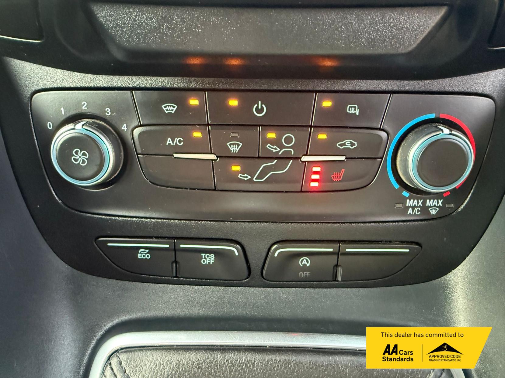Ford Transit Connect 1.5 200 EcoBlue Limited Panel Van 5dr Diesel Manual L1 Euro 6 (s/s) (120 ps)